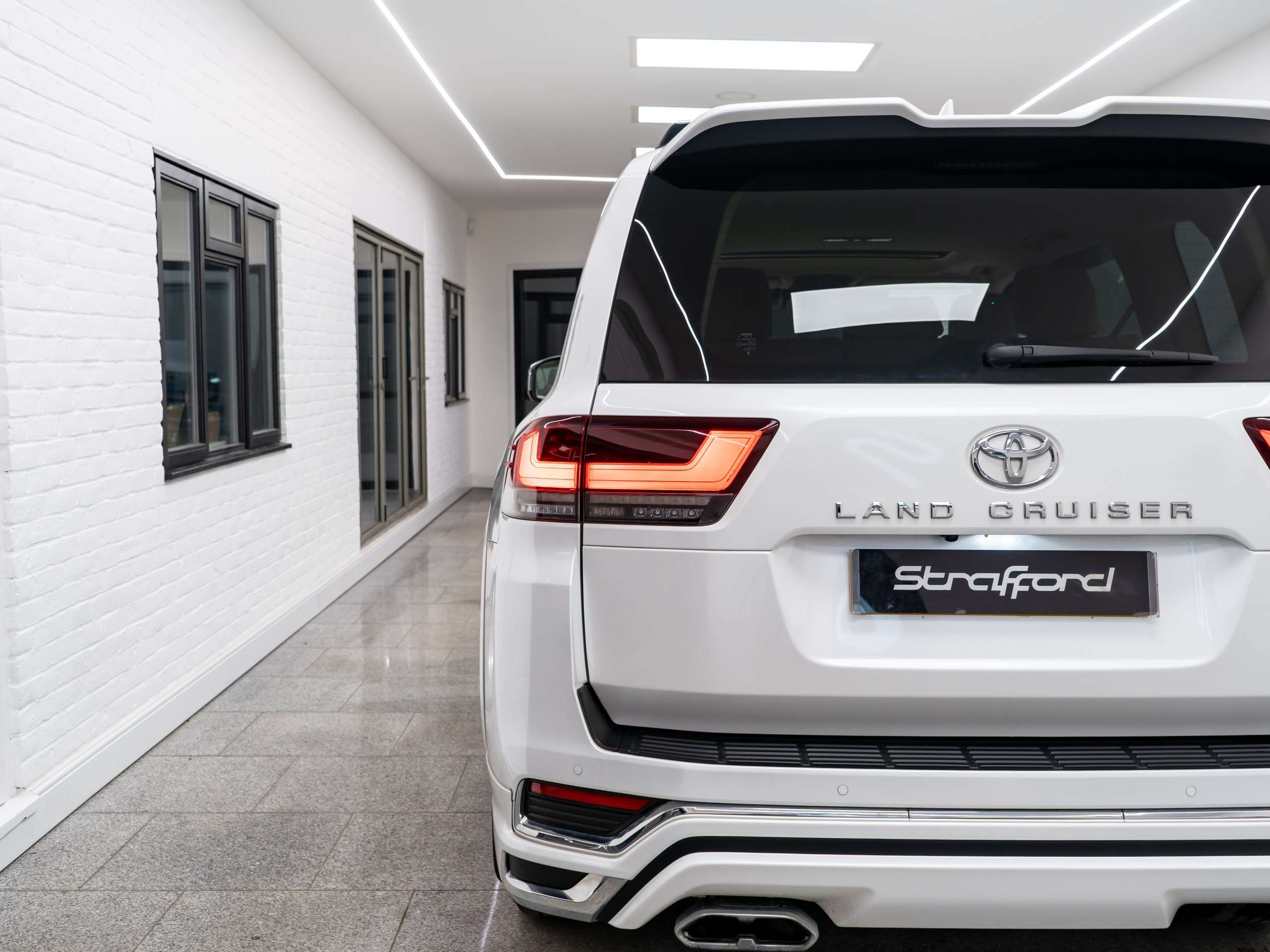 2024 TOYOTA LAND CRUISER 2024 TOYOTA LAND CRUISER