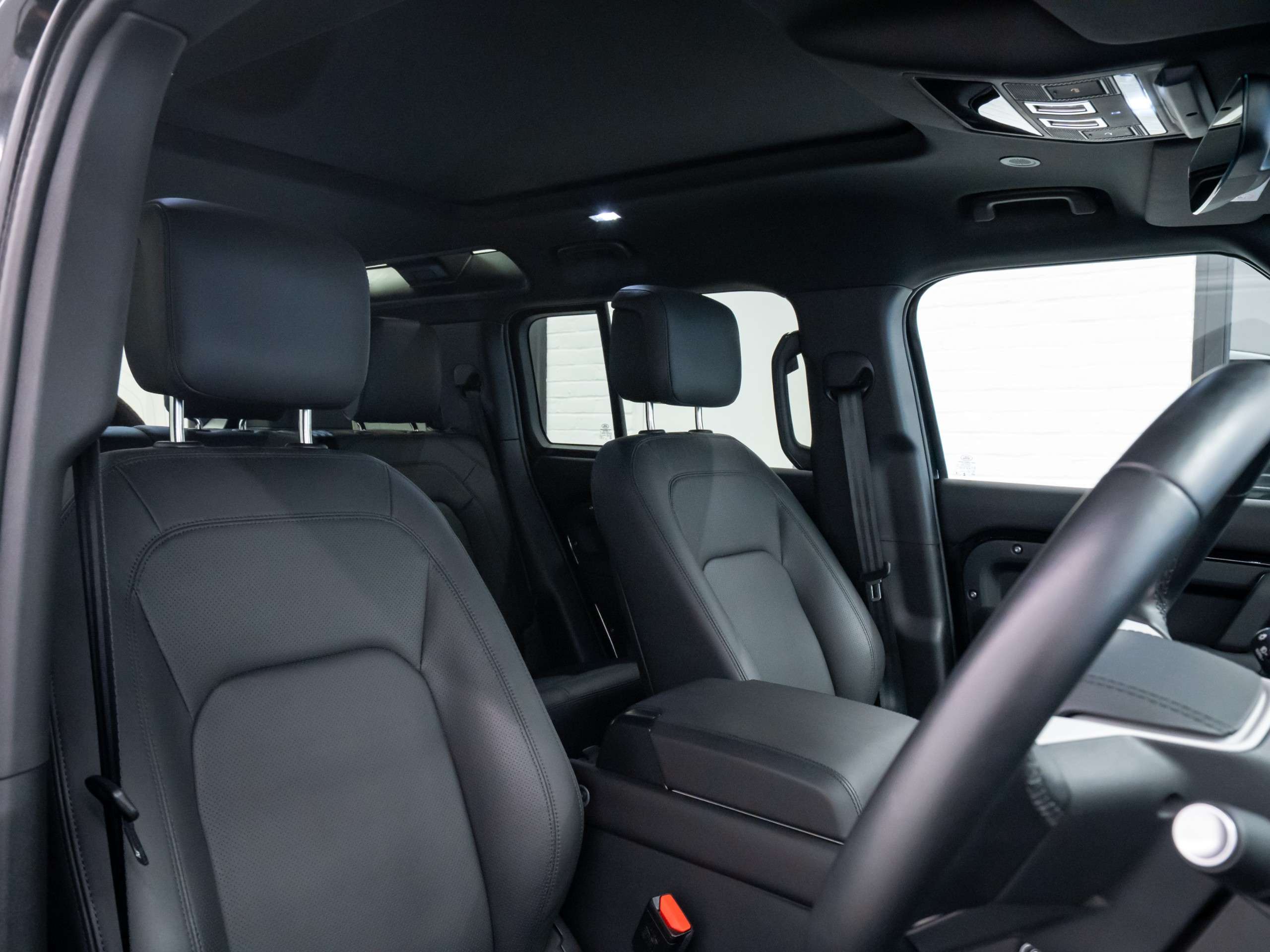 2025 LAND ROVER DEFENDER 110 2025 LAND ROVER DEFENDER 110