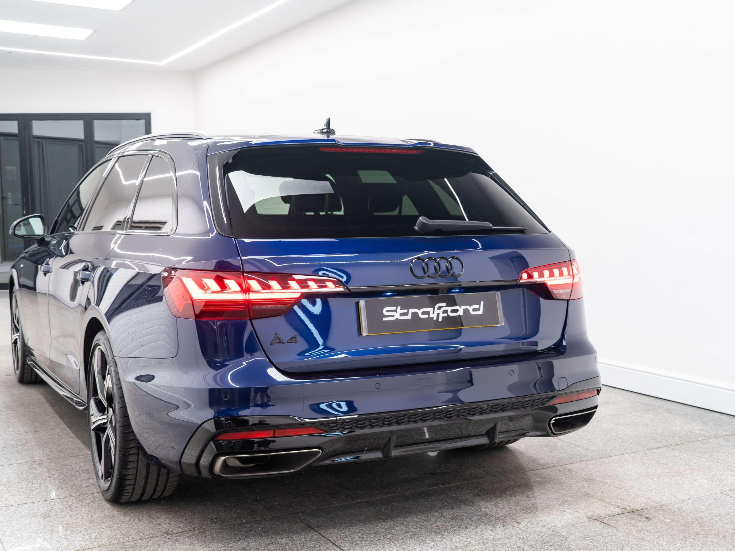 2024 AUDI A4 AVANT 2024 AUDI A4 AVANT