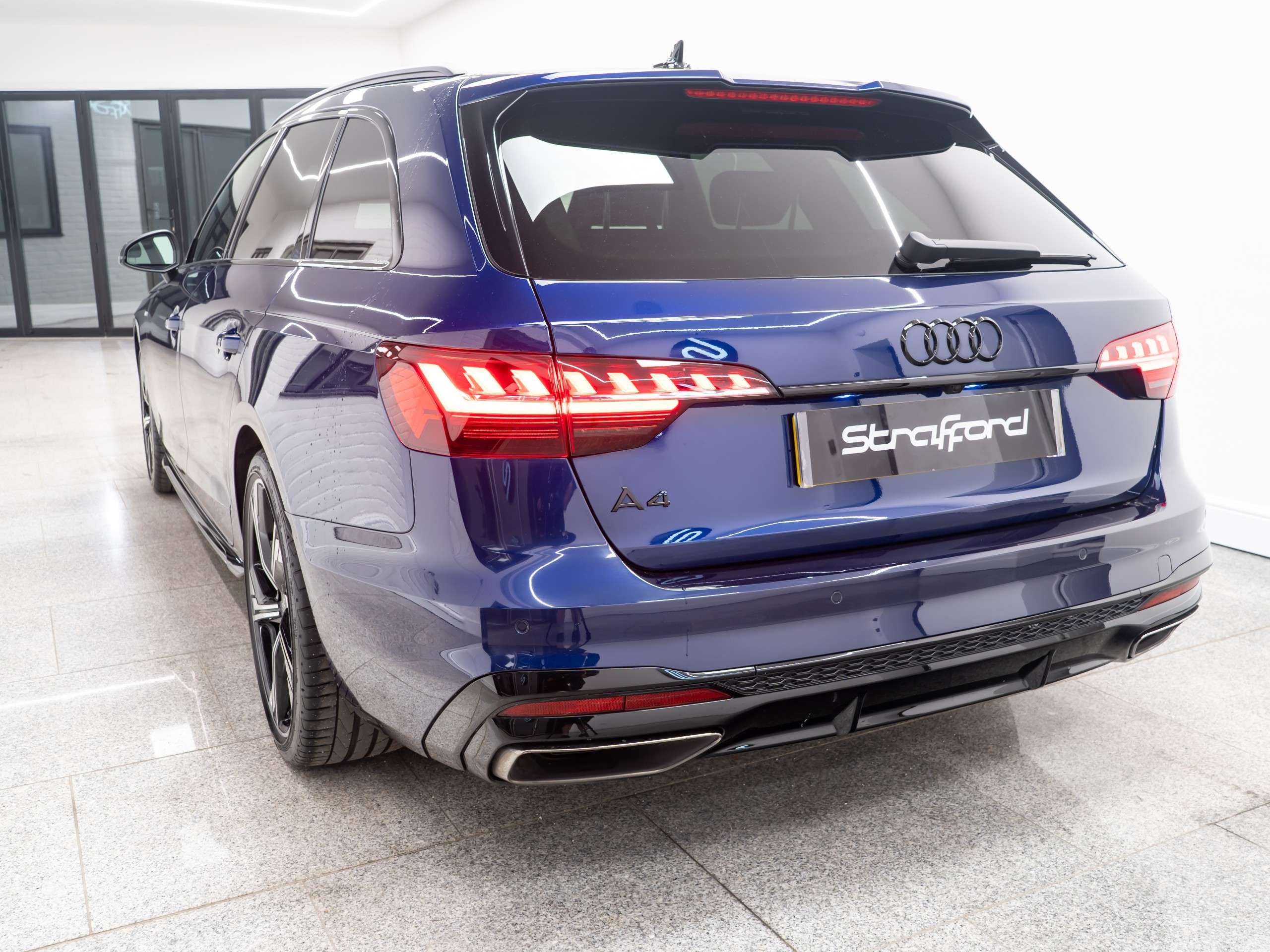 2024 AUDI A4 AVANT 2024 AUDI A4 AVANT