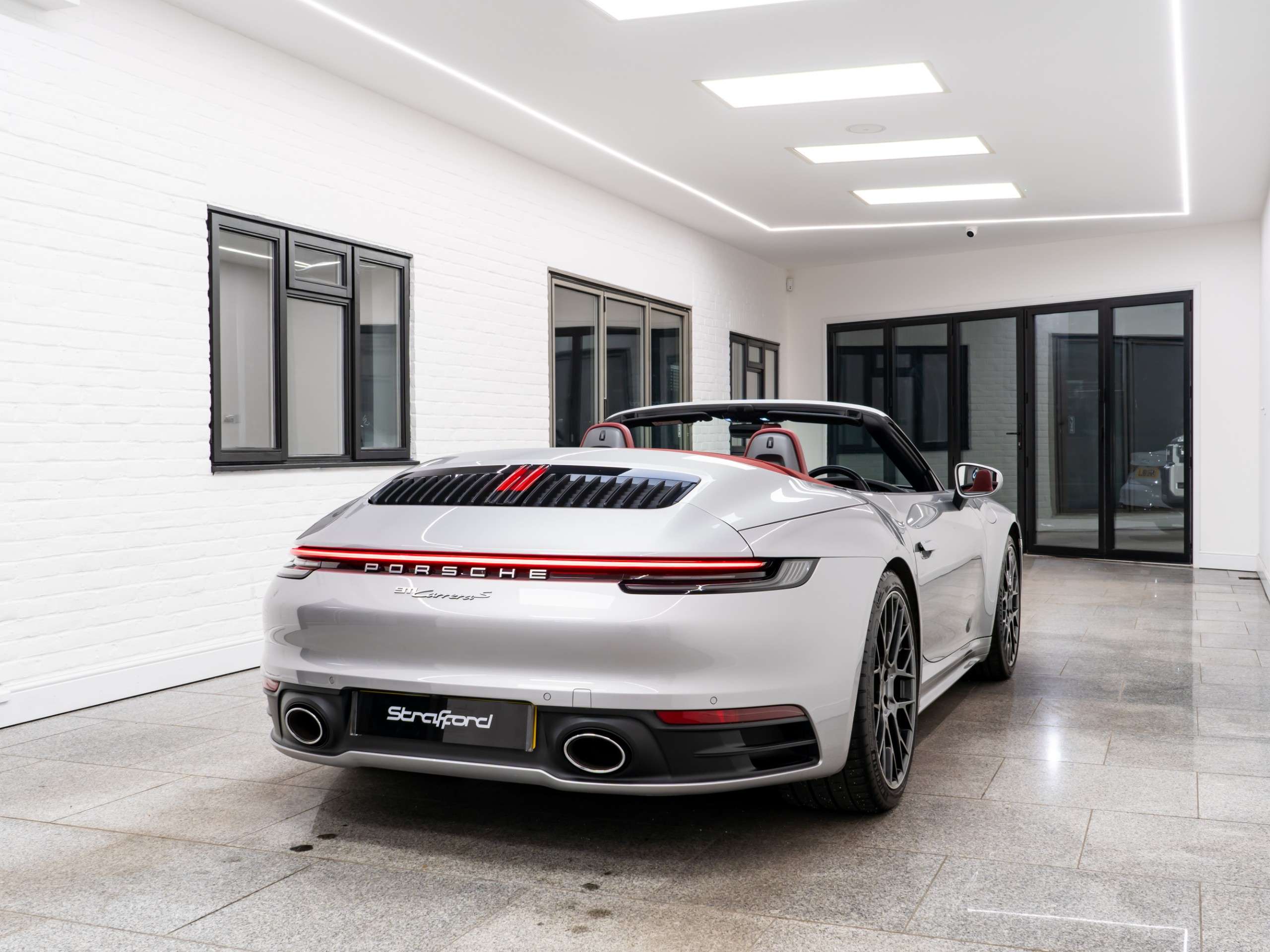 A 2019 PORSCHE 911 3.0T 992 Carrera S Convertible 2dr Petrol PDK Euro 6 (s/s) (450 ps) A 2019 PORSCHE 911 3.0T 992 Carrera S Convertible 2dr Petrol PDK Euro 6 (s/s) (450 ps)