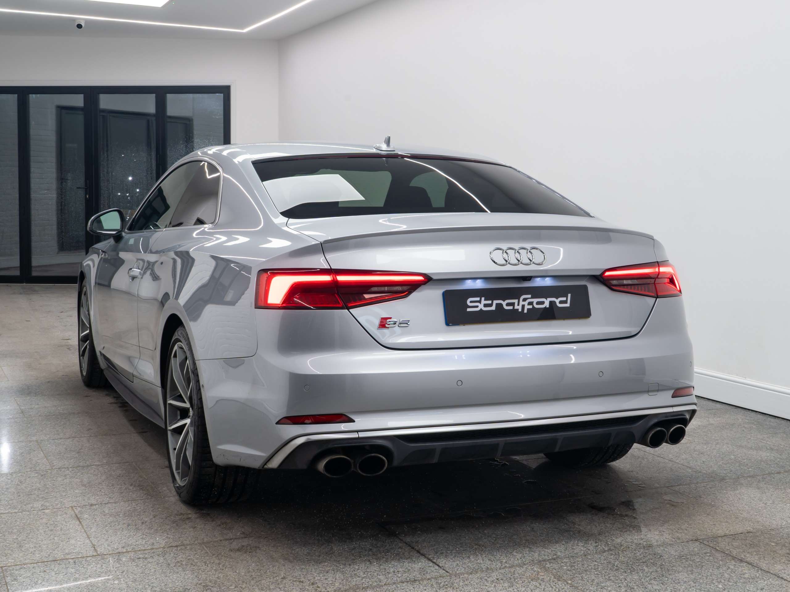 A 2016 AUDI S5 3.0 TFSI V6 Coupe 2dr Petrol Tiptronic quattro Euro 6 (s/s) (354 ps) A 2016 AUDI S5 3.0 TFSI V6 Coupe 2dr Petrol Tiptronic quattro Euro 6 (s/s) (354 ps)