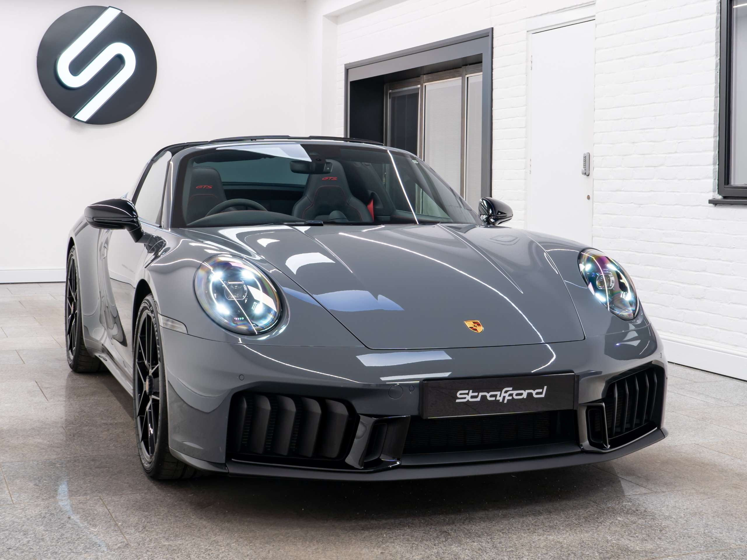 A 2026 PORSCHE 911 3.6 T-Hybrid 992 4 GTS Targa 2dr Petrol Hybrid PDK 4WD Euro 6 (s/s) (541 ps) A 2026 PORSCHE 911 3.6 T-Hybrid 992 4 GTS Targa 2dr Petrol Hybrid PDK 4WD Euro 6 (s/s) (541 ps)