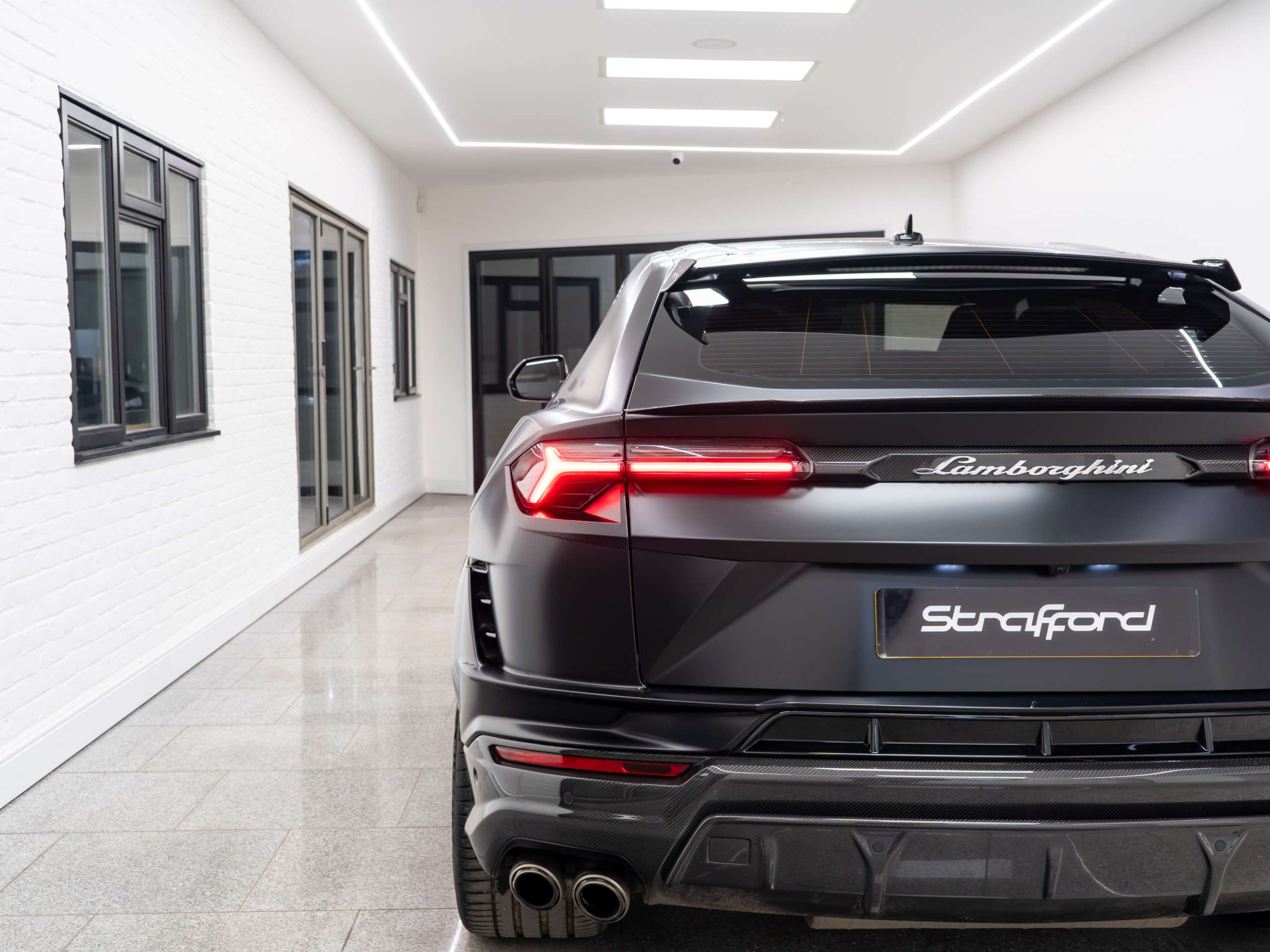 2023 LAMBORGHINI URUS 2023 LAMBORGHINI URUS