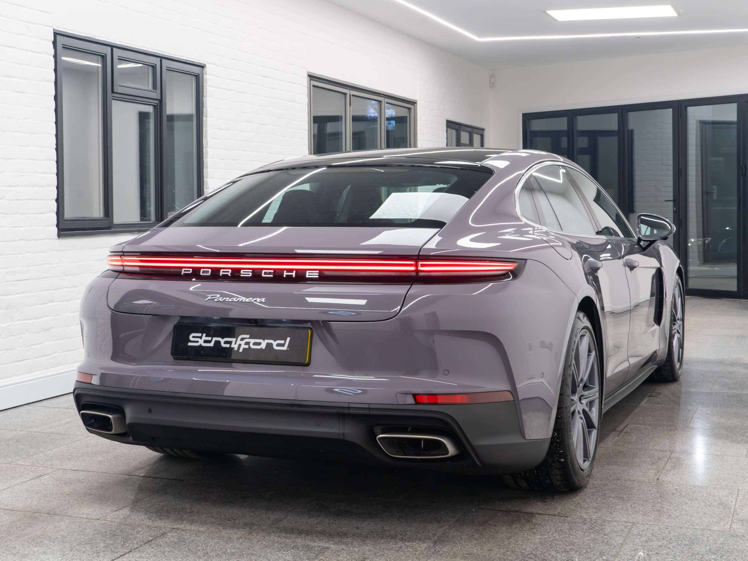 2025 PORSCHE PANAMERA 2025 PORSCHE PANAMERA