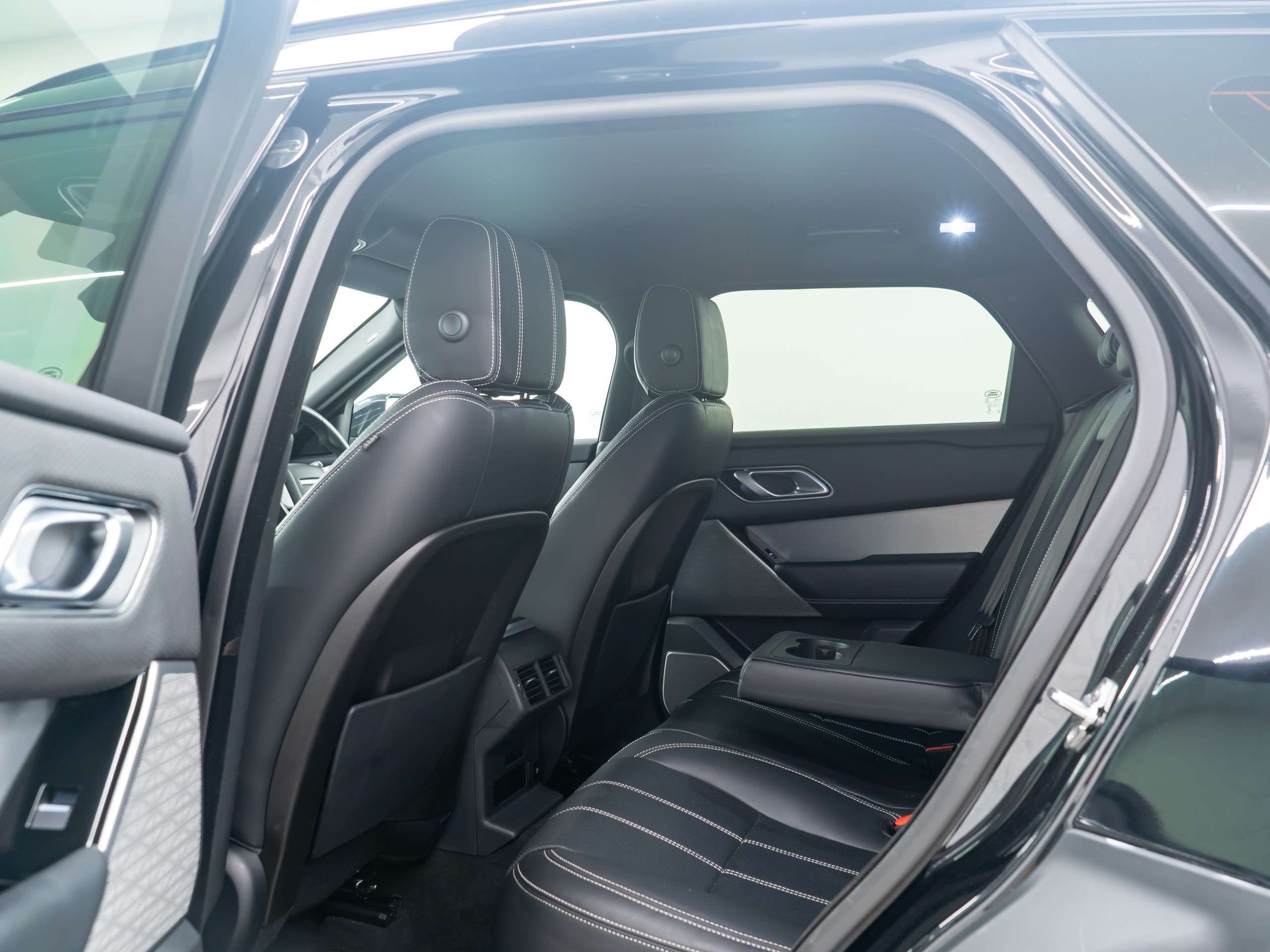 2020 LAND ROVER RANGE ROVER VELAR 2020 LAND ROVER RANGE ROVER VELAR