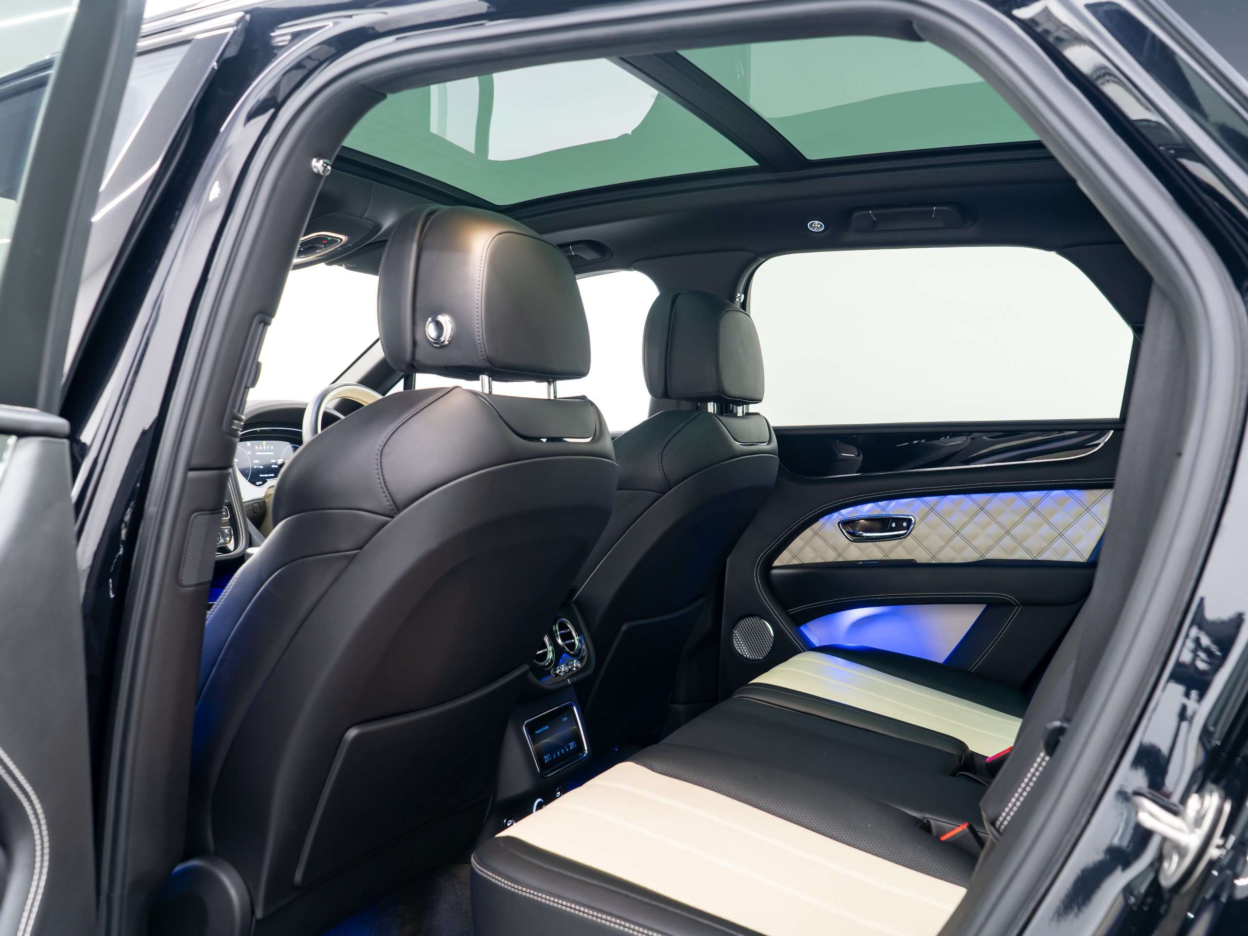 2020 BENTLEY BENTAYGA 2020 BENTLEY BENTAYGA
