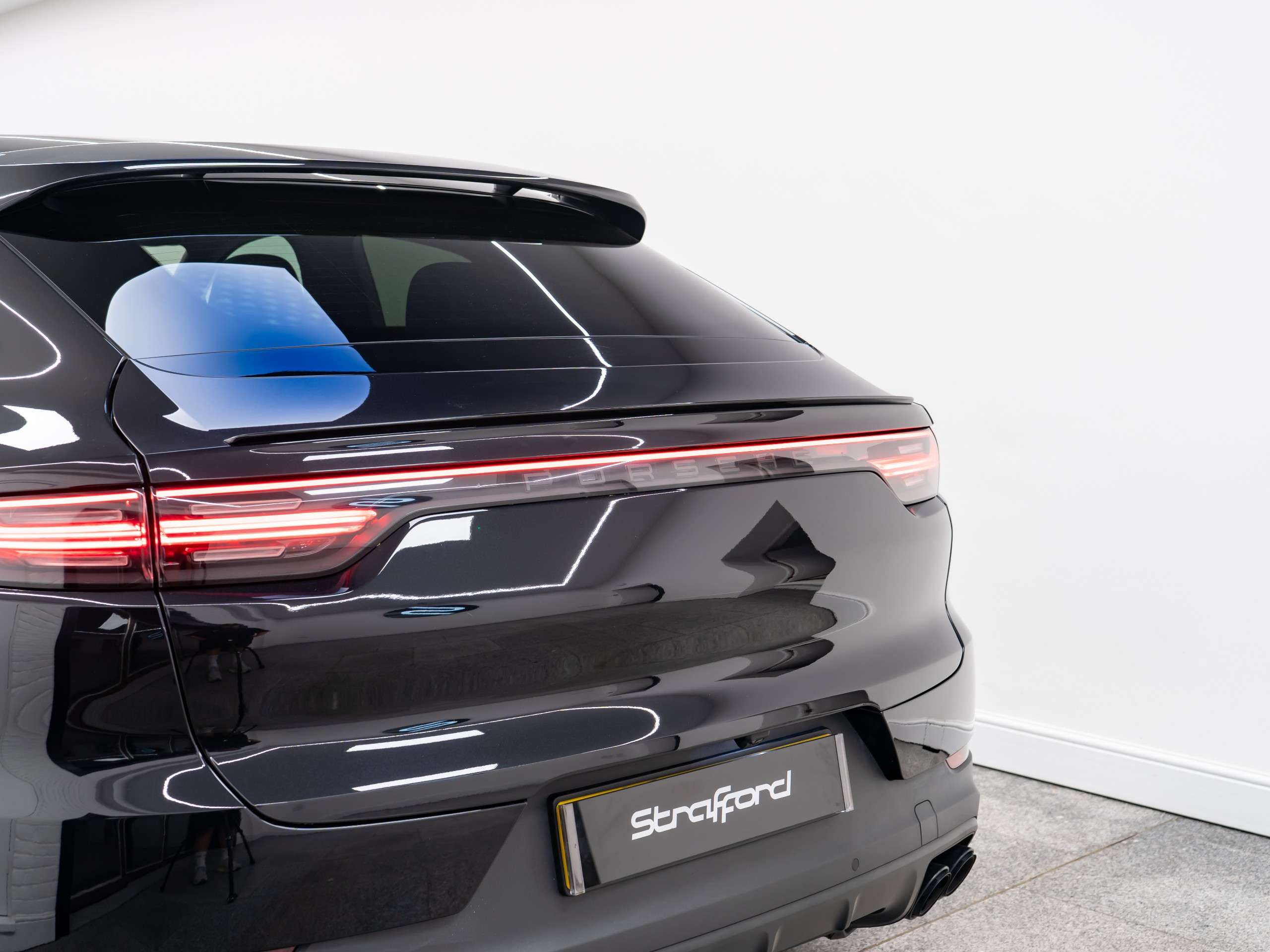 2019 PORSCHE CAYENNE 2019 PORSCHE CAYENNE
