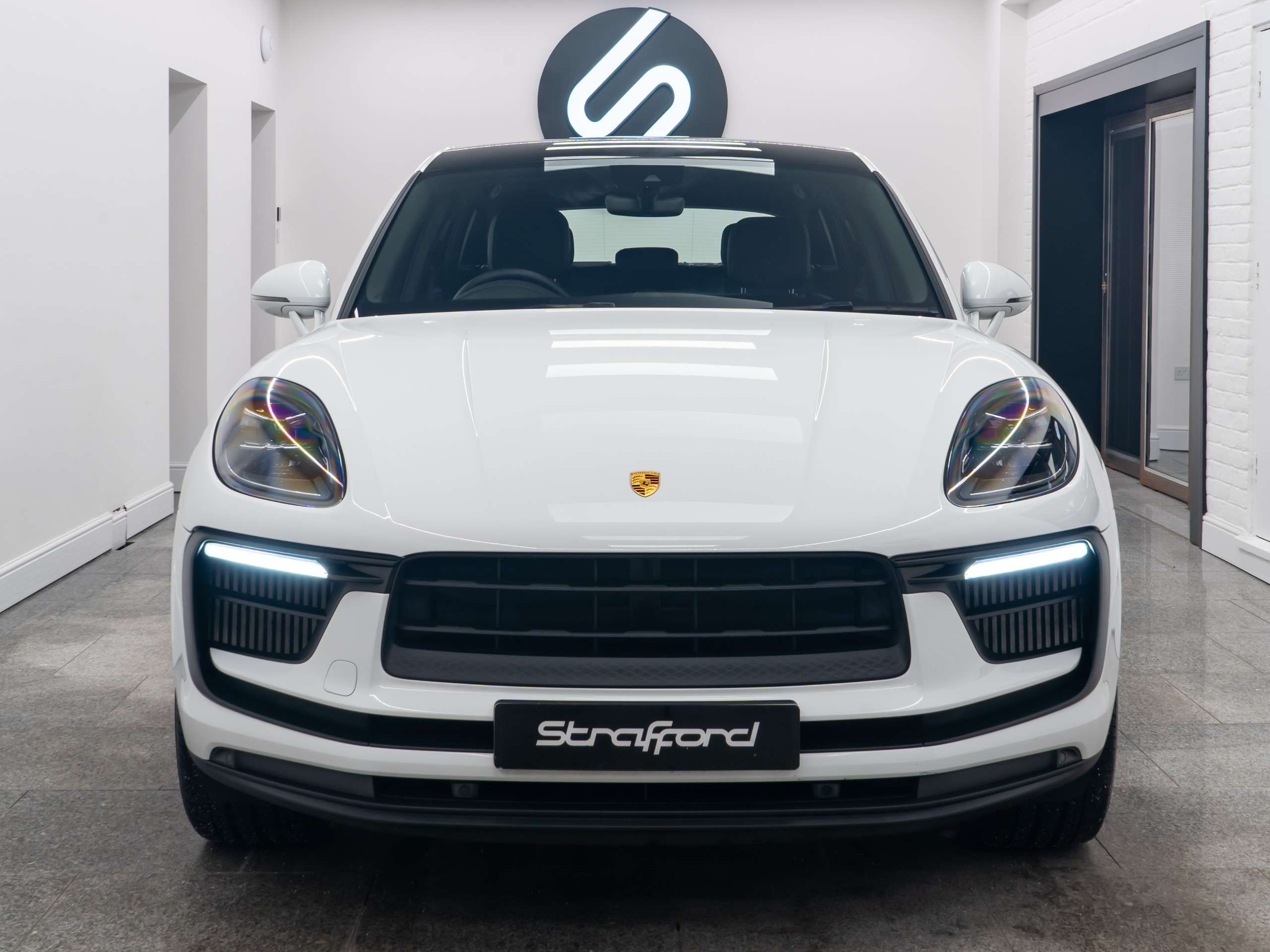 2024 PORSCHE MACAN 2024 PORSCHE MACAN