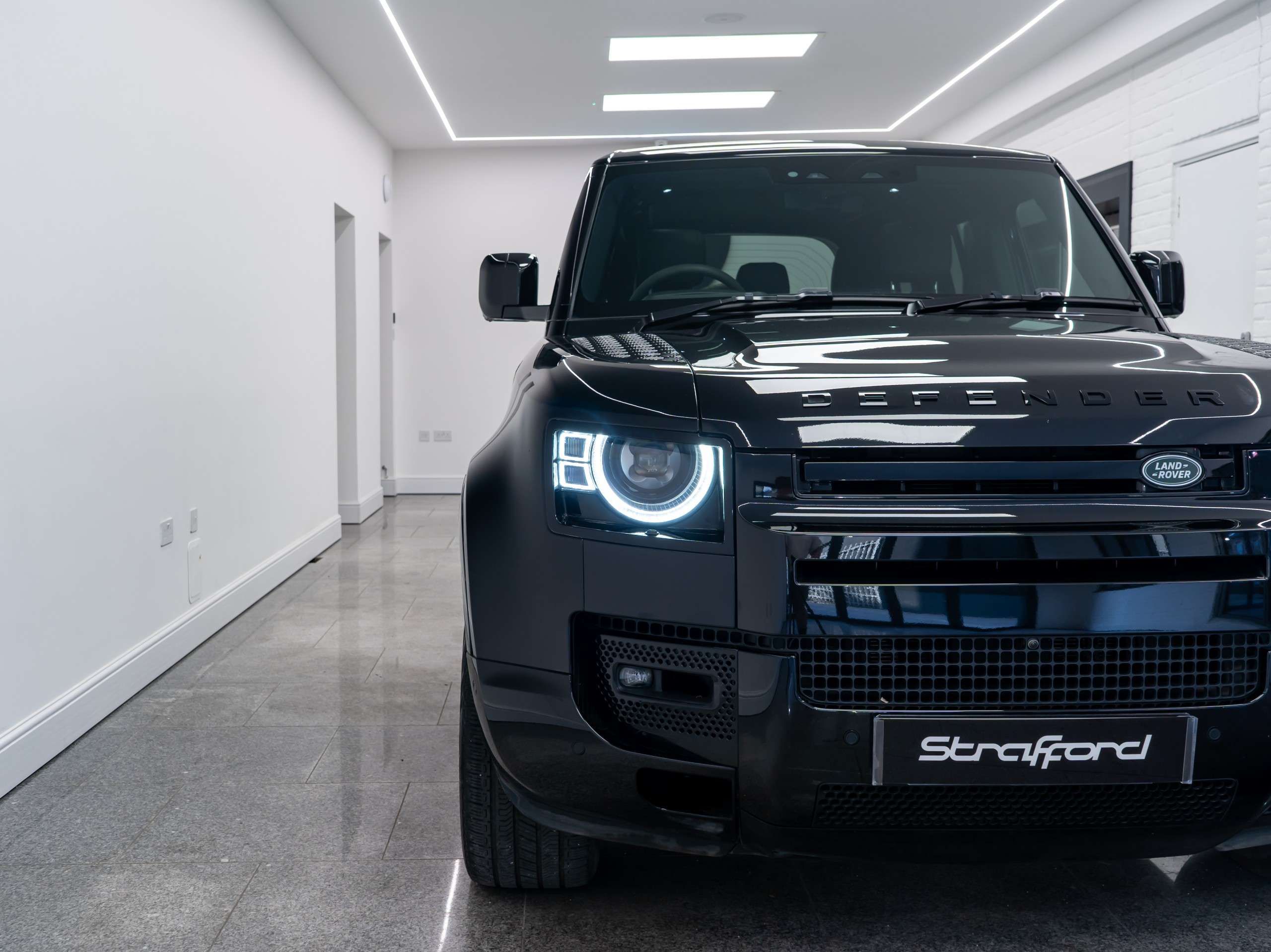 2022 LAND ROVER DEFENDER 110 2022 LAND ROVER DEFENDER 110