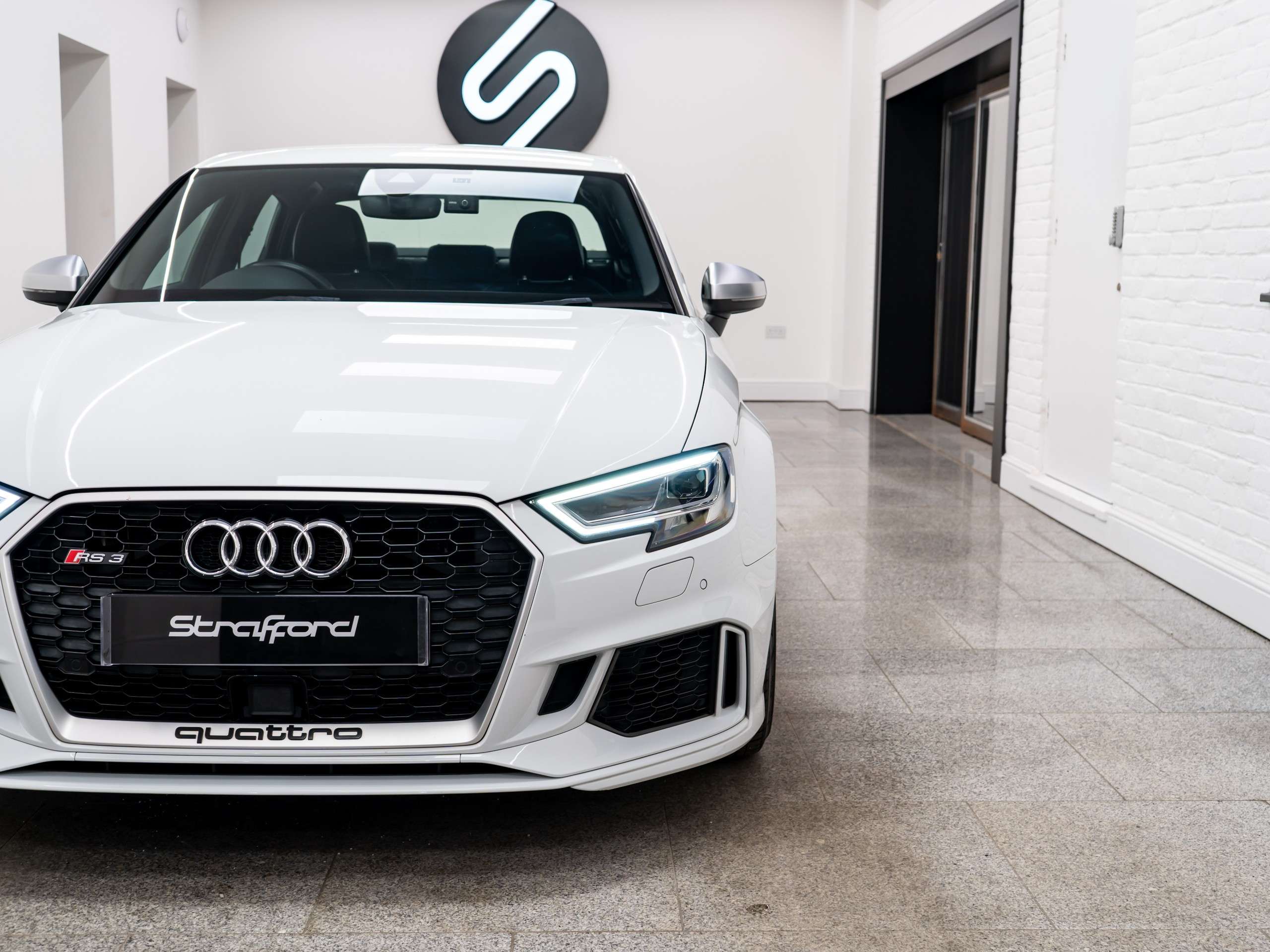 2018 AUDI RS3 2018 AUDI RS3