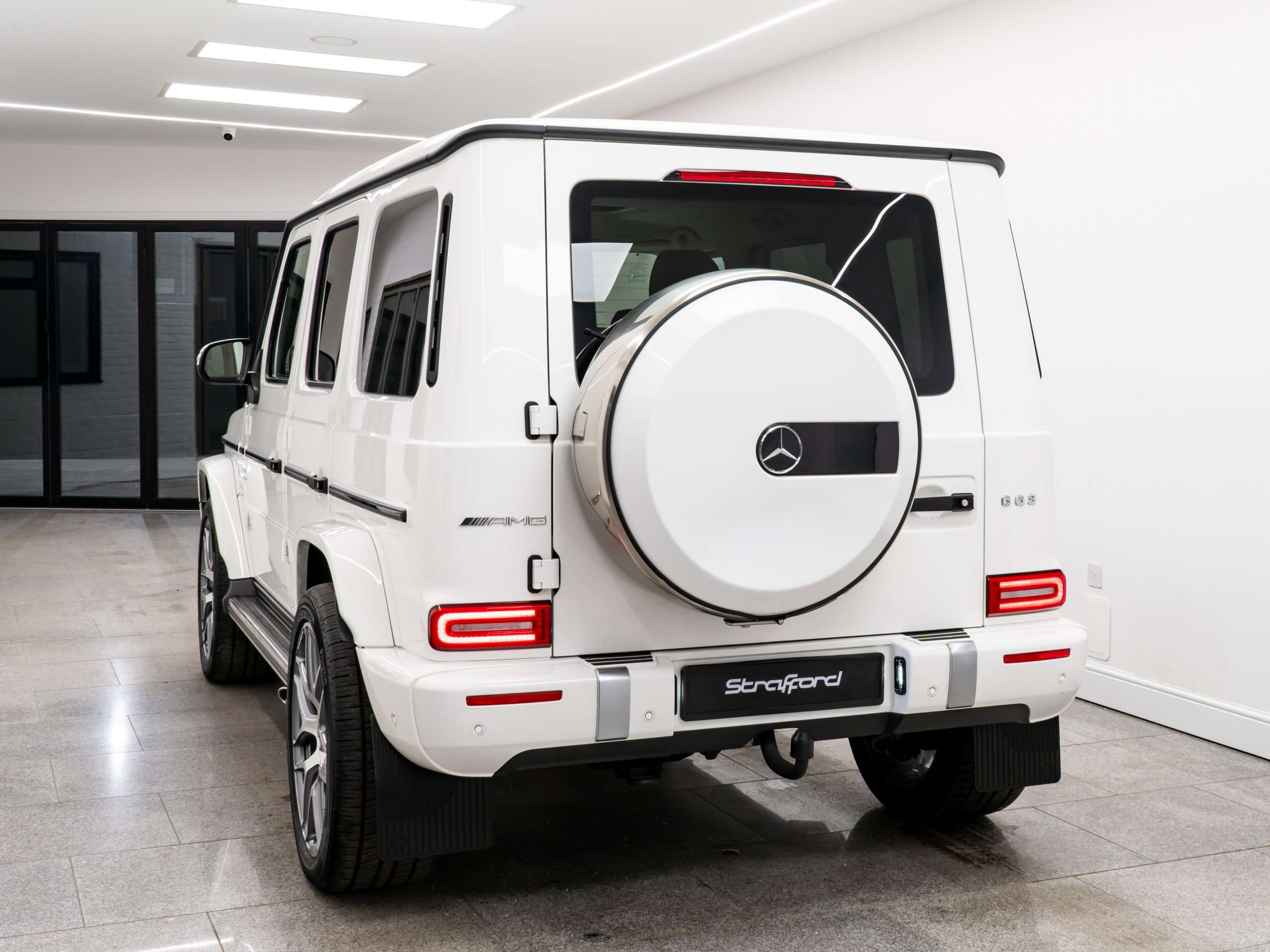 A 2023 MERCEDES-BENZ G CLASS 4.0 G63 V8 BiTurbo AMG SUV 5dr Petrol SpdS+9GT 4MATIC Euro 6 (s/s) (585 ps) A 2023 MERCEDES-BENZ G CLASS 4.0 G63 V8 BiTurbo AMG SUV 5dr Petrol SpdS+9GT 4MATIC Euro 6 (s/s) (585 ps)