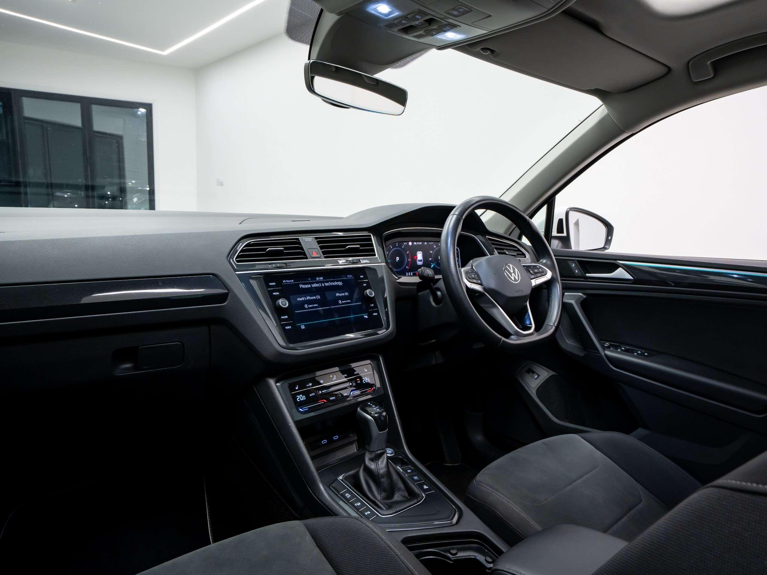 2020 VOLKSWAGEN TIGUAN 2020 VOLKSWAGEN TIGUAN