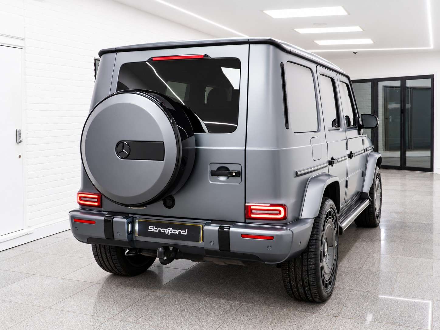 A 2019 MERCEDES-BENZ G CLASS 2.9 G350d AMG Line (Premium) SUV 5dr Diesel G-Tronic+ 4MATIC Euro 6 (s/s) (286 ps) A 2019 MERCEDES-BENZ G CLASS 2.9 G350d AMG Line (Premium) SUV 5dr Diesel G-Tronic+ 4MATIC Euro 6 (s/s) (286 ps)