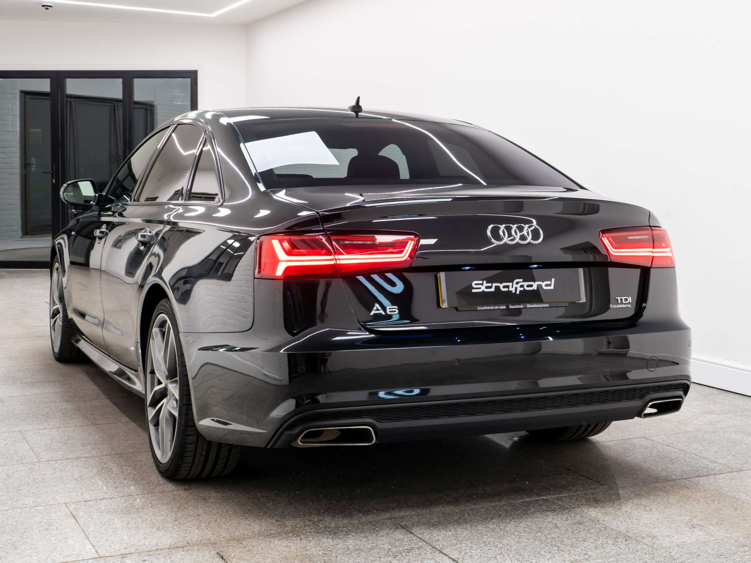 A 2017 AUDI A6 SALOON 2.0 TDI Black Edition Saloon 4dr Diesel S Tronic quattro Euro 6 (s/s) (190 ps) A 2017 AUDI A6 SALOON 2.0 TDI Black Edition Saloon 4dr Diesel S Tronic quattro Euro 6 (s/s) (190 ps)