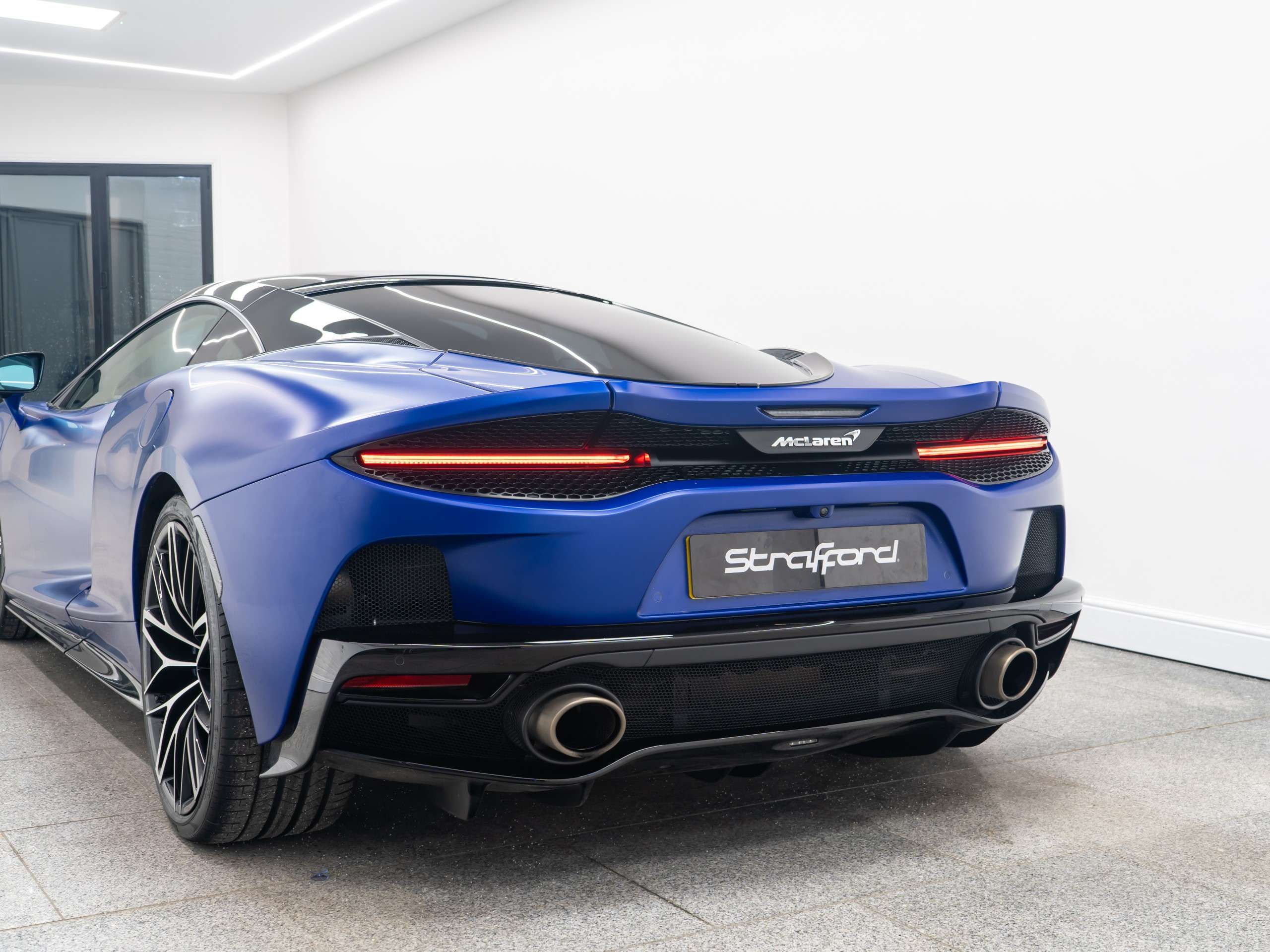 2021 MCLAREN GT 2021 MCLAREN GT