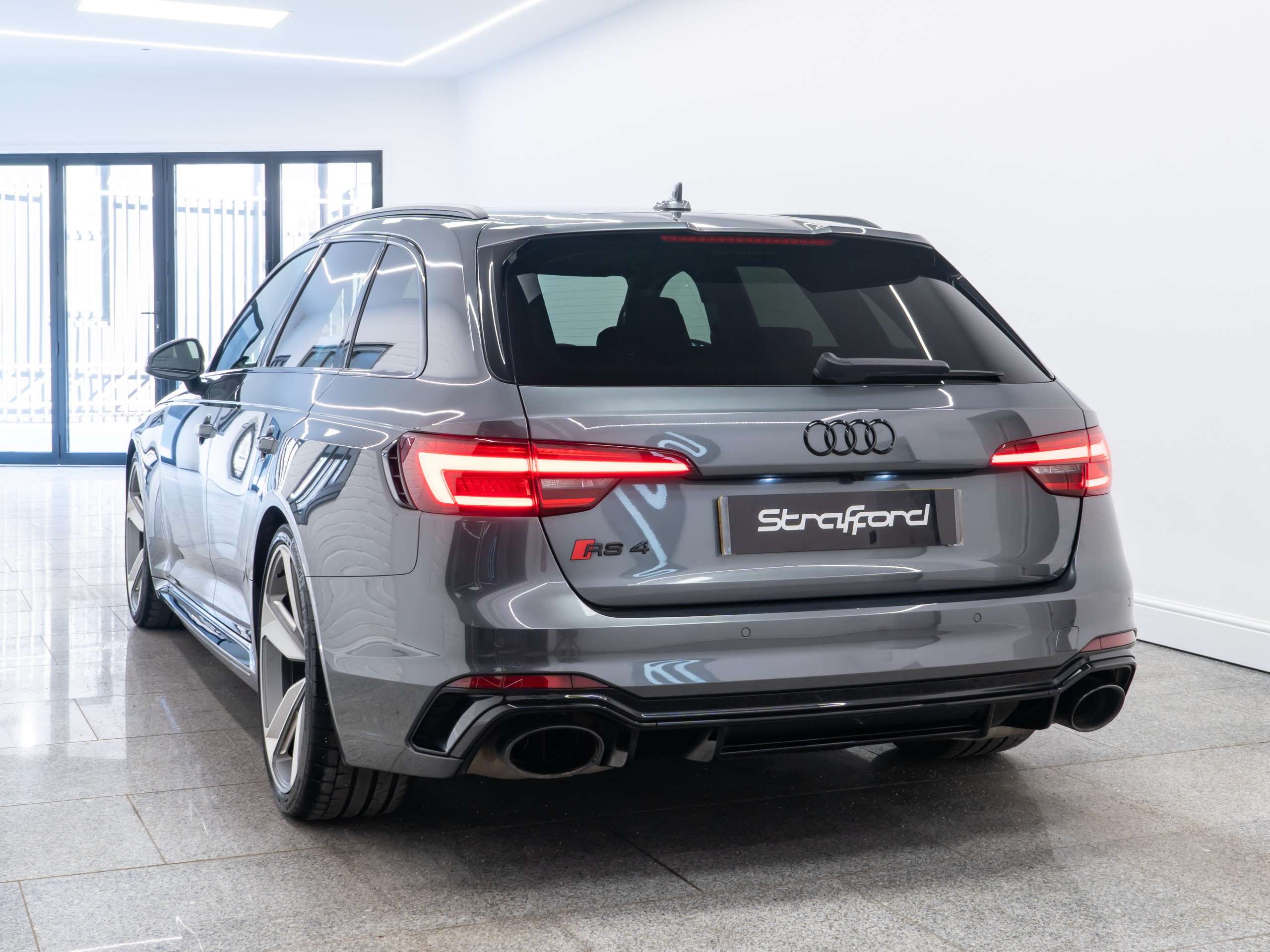 A 2019 AUDI RS4 AVANT 2.9 TFSI V6 Sport Edition Estate 5dr Petrol Tiptronic quattro Euro 6 (s/s) (450 ps) A 2019 AUDI RS4 AVANT 2.9 TFSI V6 Sport Edition Estate 5dr Petrol Tiptronic quattro Euro 6 (s/s) (450 ps)