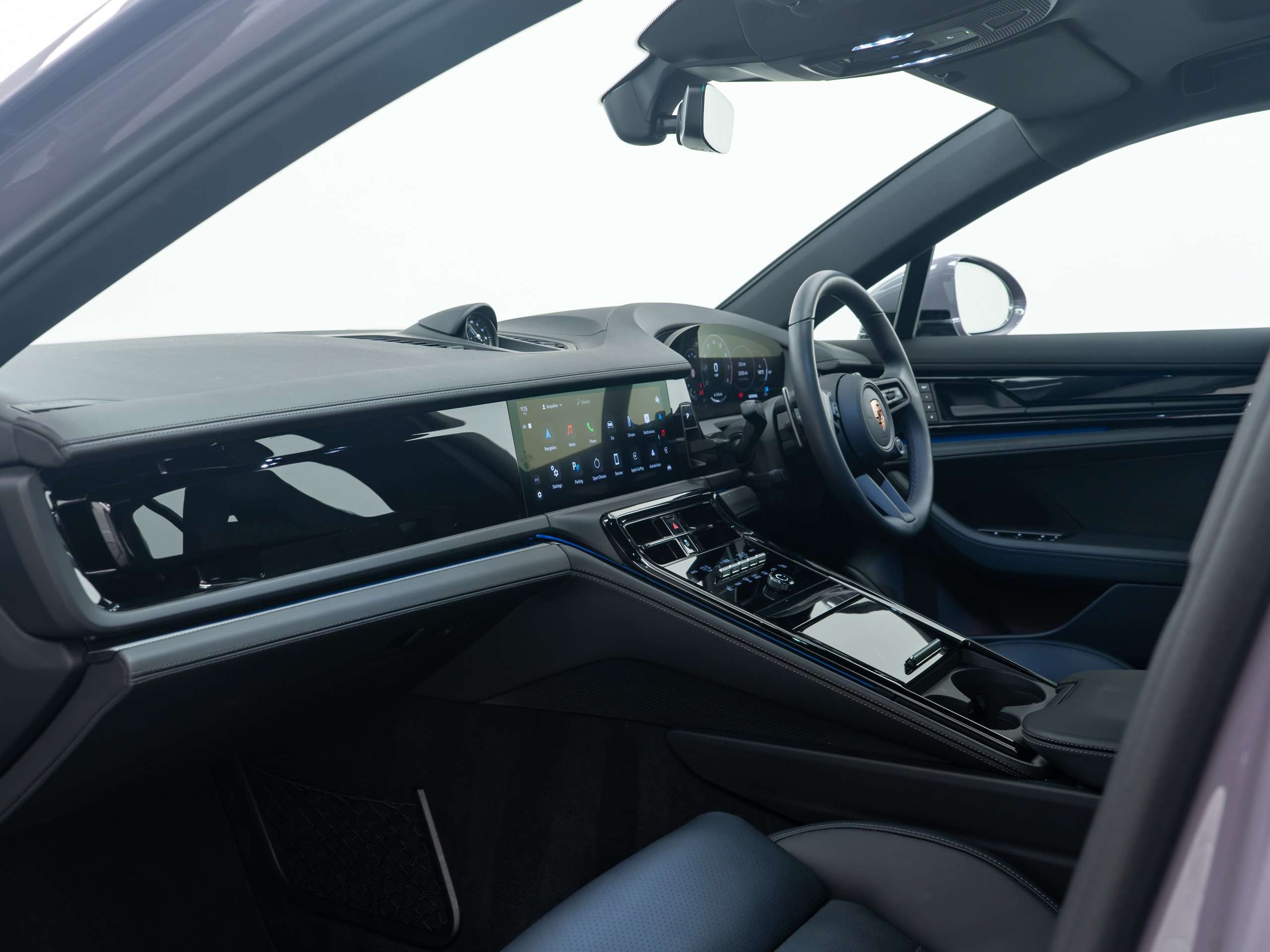 2025 PORSCHE PANAMERA 2025 PORSCHE PANAMERA