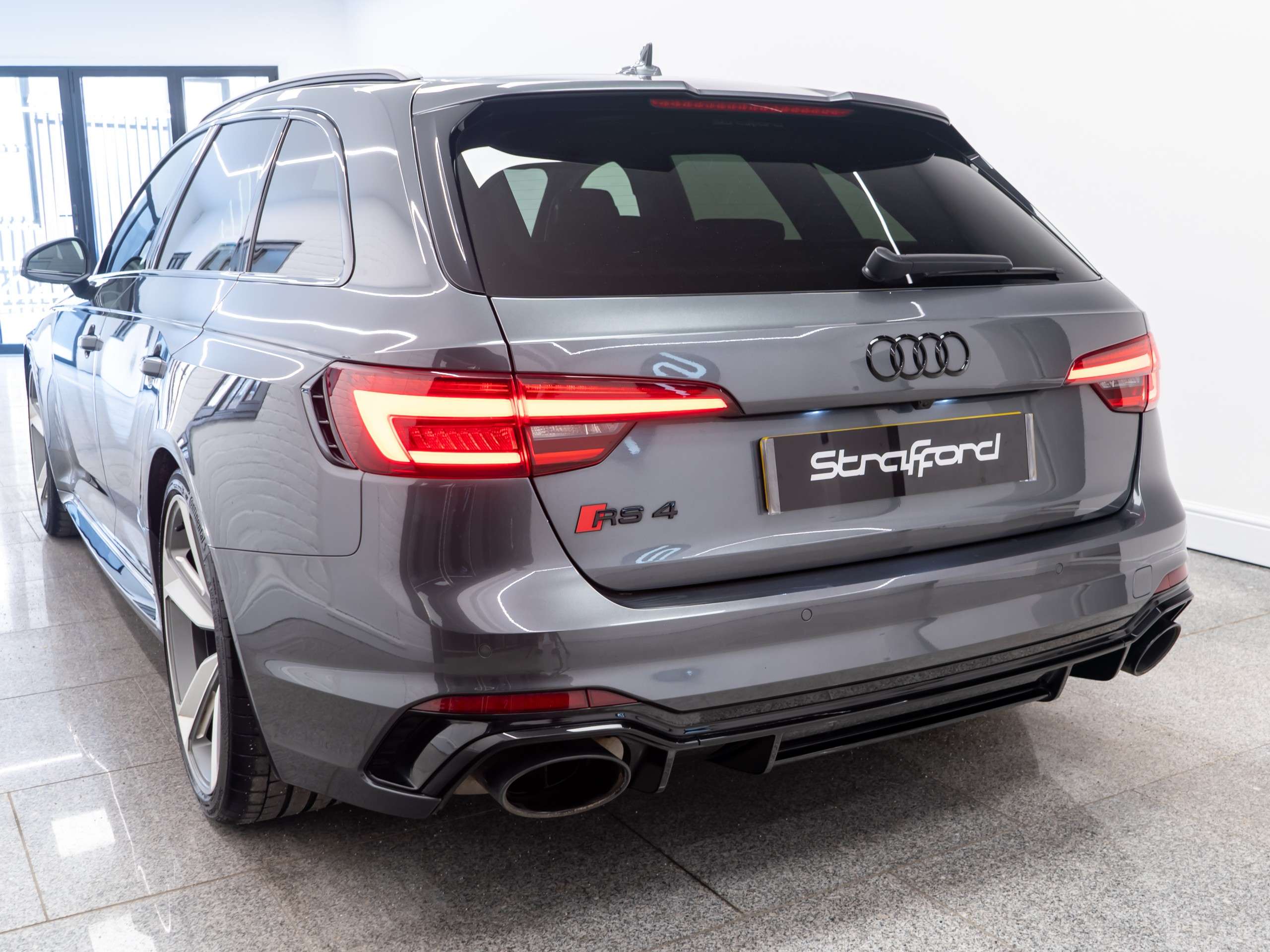 2019 AUDI RS4 AVANT 2019 AUDI RS4 AVANT