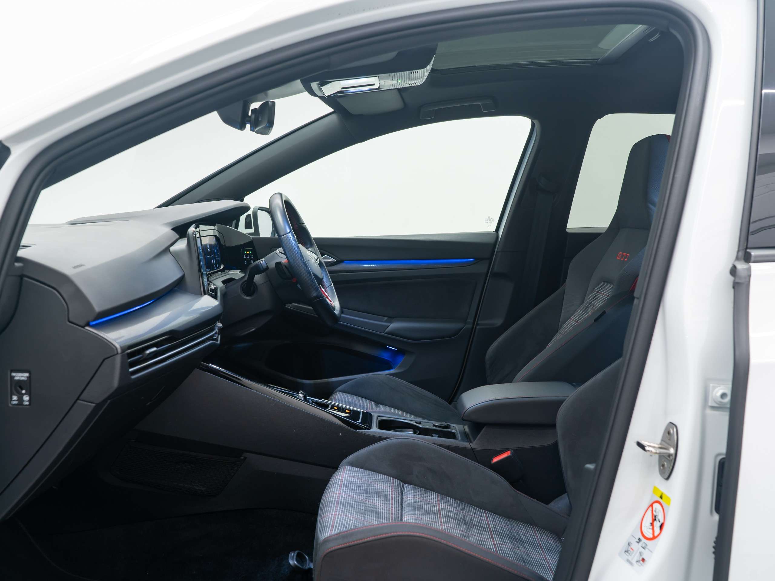 2024 VOLKSWAGEN GOLF 2024 VOLKSWAGEN GOLF