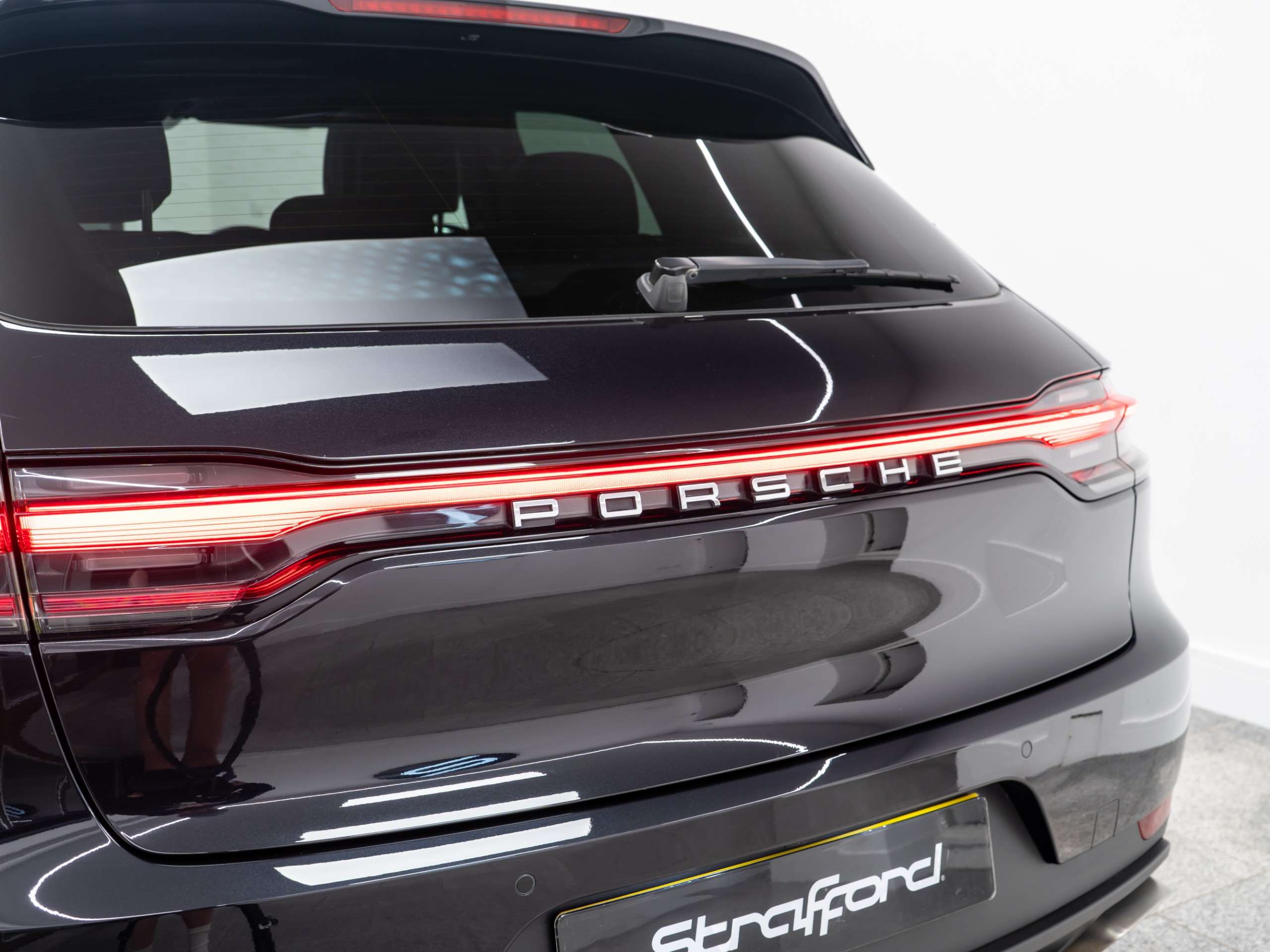 2018 PORSCHE MACAN 2018 PORSCHE MACAN