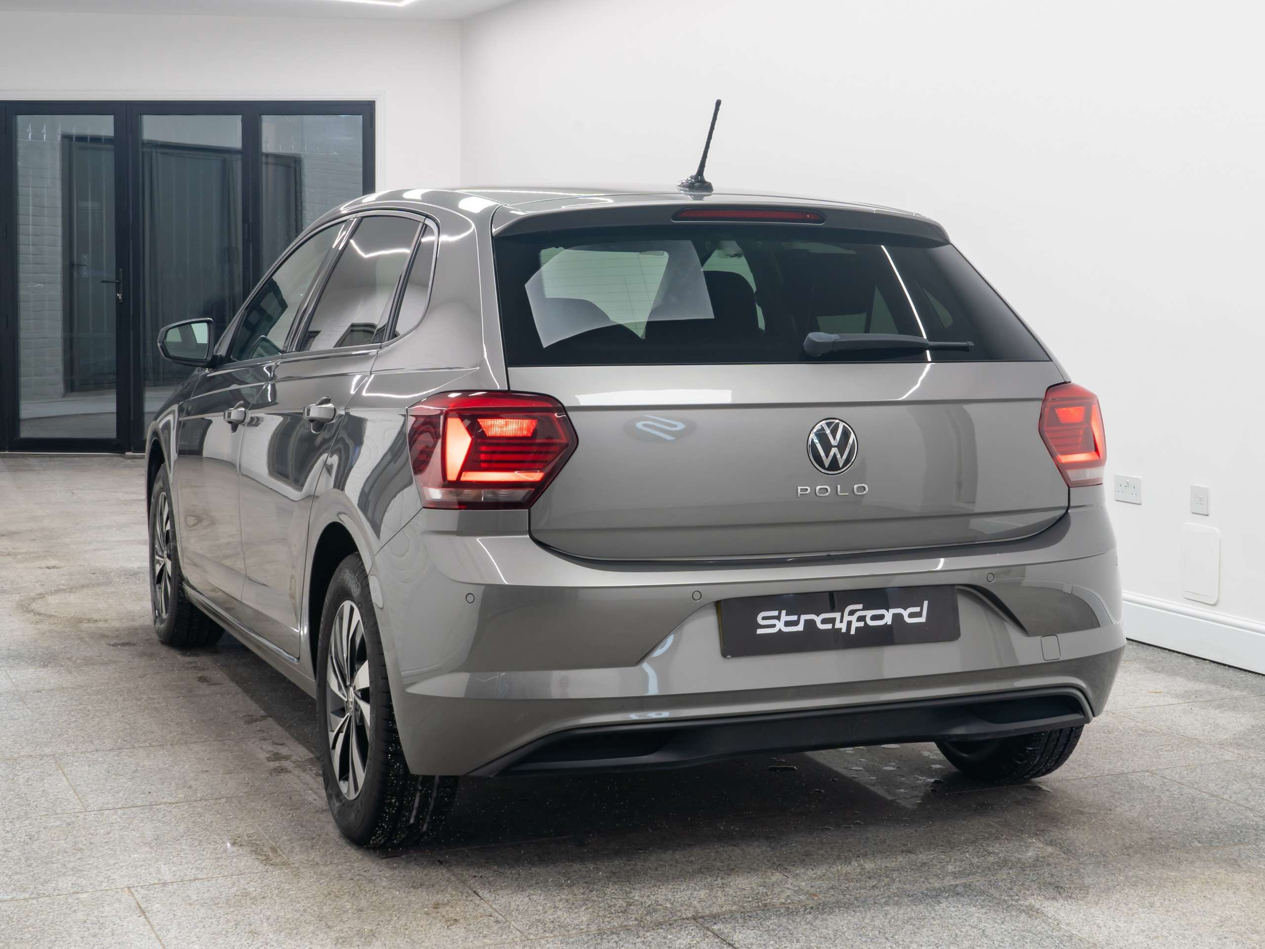 A 2021 VOLKSWAGEN POLO 1.0 EVO Match Hatchback 5dr Petrol Manual Euro 6 (s/s) (80 ps) A 2021 VOLKSWAGEN POLO 1.0 EVO Match Hatchback 5dr Petrol Manual Euro 6 (s/s) (80 ps)