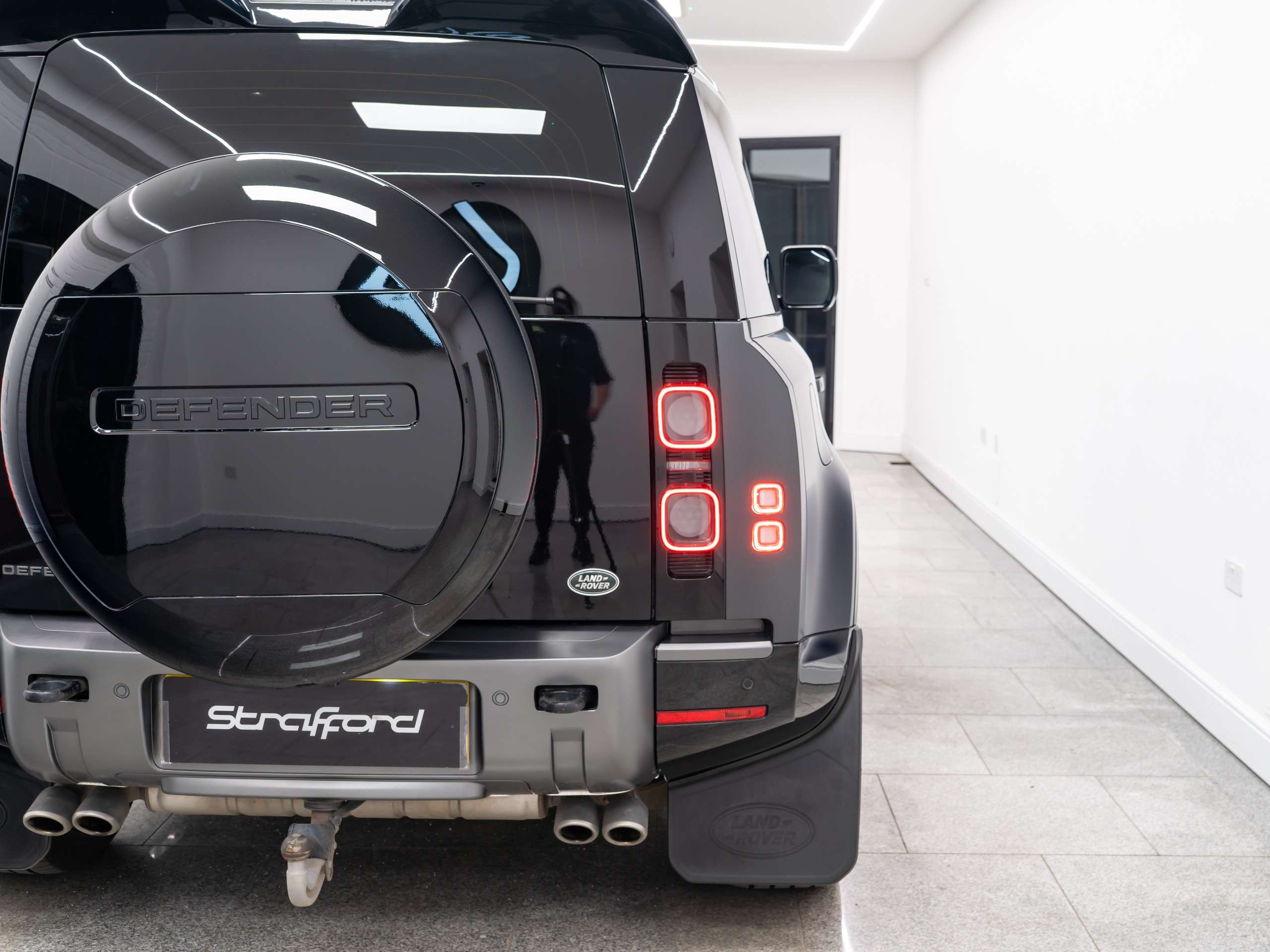 2022 LAND ROVER DEFENDER 90 2022 LAND ROVER DEFENDER 90