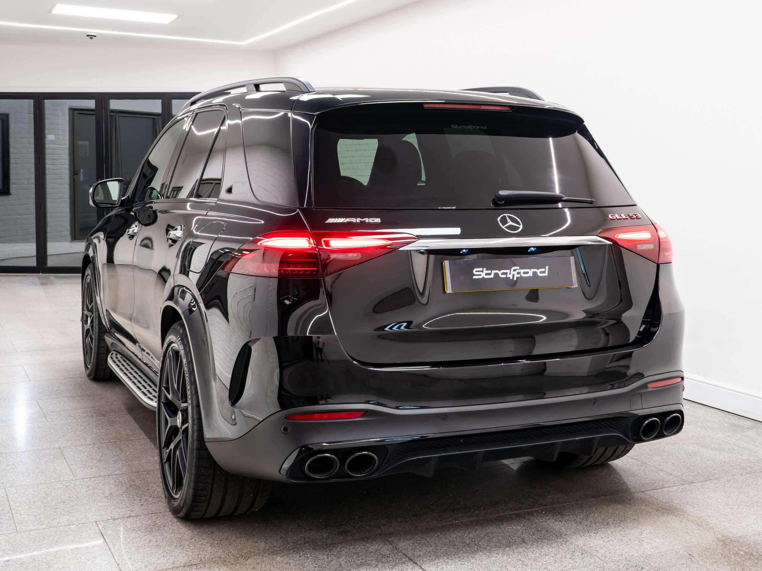A 2025 MERCEDES-BENZ GLE 3.0 GLE53 31kWh AMG Night Edition (Premium Plus) SUV 5dr Petrol Plug-in Hybrid SpdS TCT 4MATIC+ Euro 6 (s/s) (536 ps) A 2025 MERCEDES-BENZ GLE 3.0 GLE53 31kWh AMG Night Edition (Premium Plus) SUV 5dr Petrol Plug-in Hybrid SpdS TCT 4MATIC+ Euro 6 (s/s) (536 ps)
