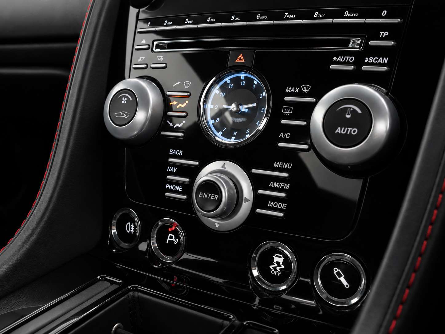 2015 ASTON MARTIN VANTAGE 2015 ASTON MARTIN VANTAGE