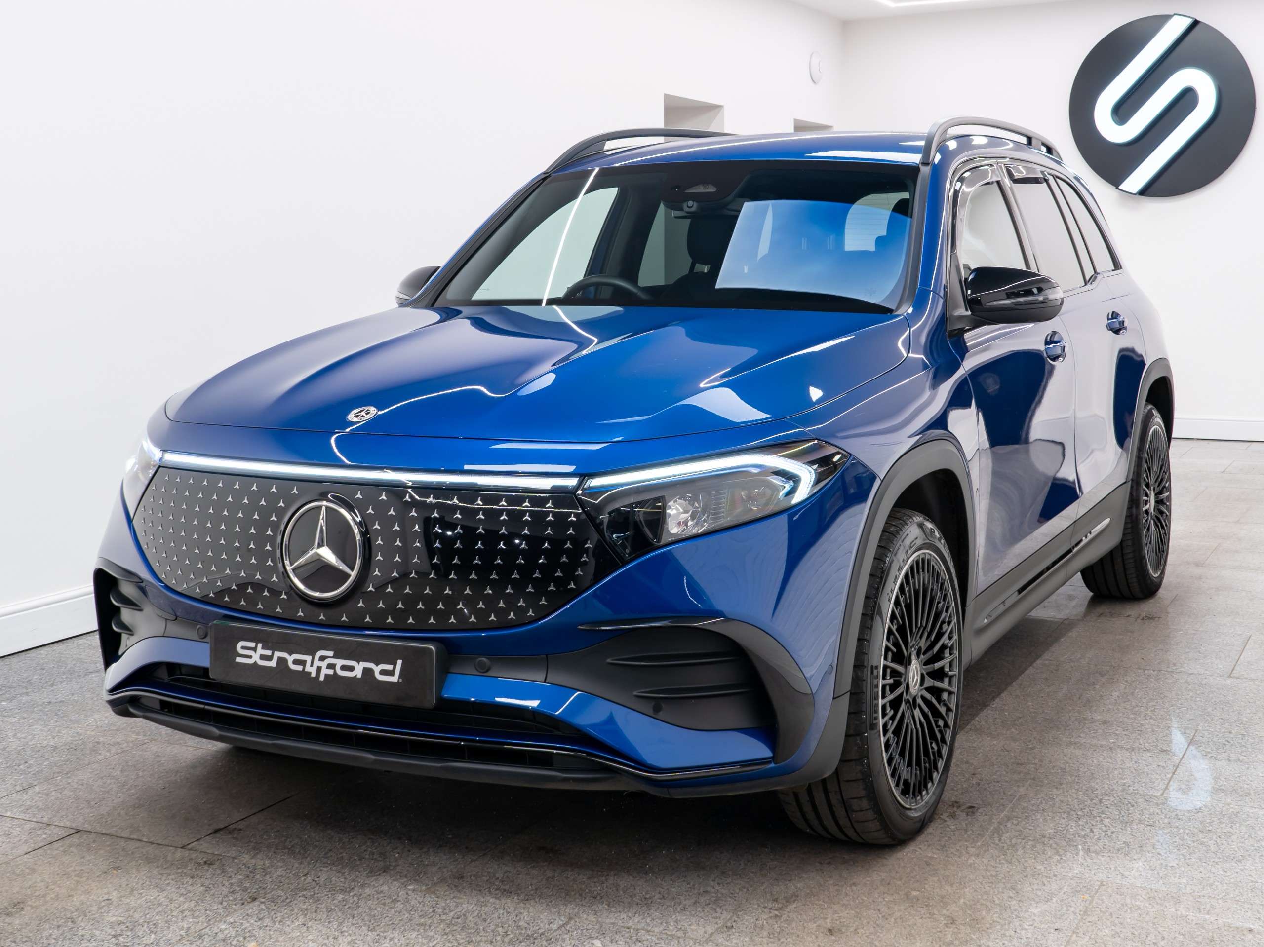A 2025 MERCEDES-BENZ E CLASS EQB 250+ 70.5kWh Urban Edition SUV 5dr Electric Auto (190 ps) A 2025 MERCEDES-BENZ E CLASS EQB 250+ 70.5kWh Urban Edition SUV 5dr Electric Auto (190 ps)