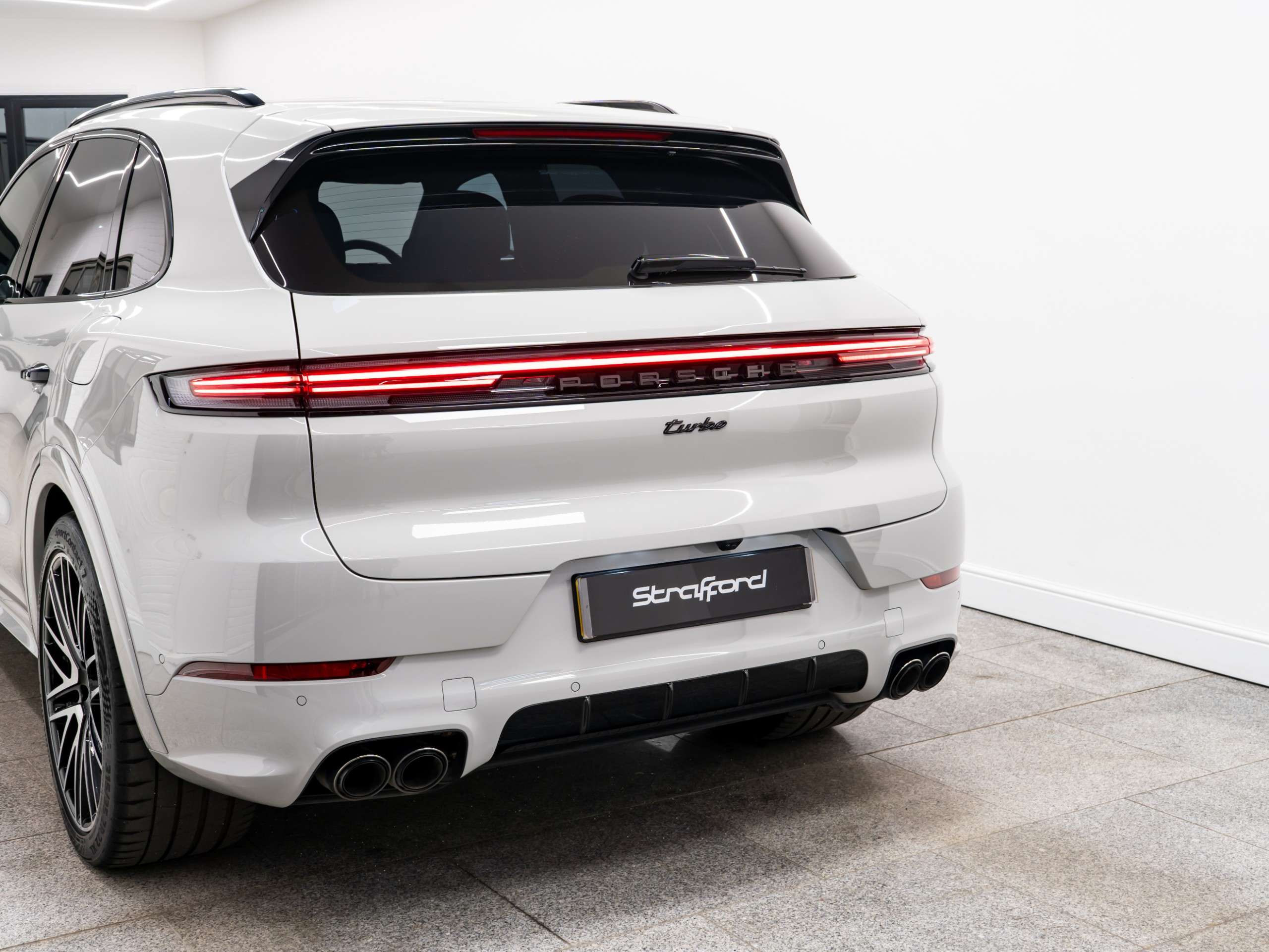 2024 PORSCHE CAYENNE 2024 PORSCHE CAYENNE