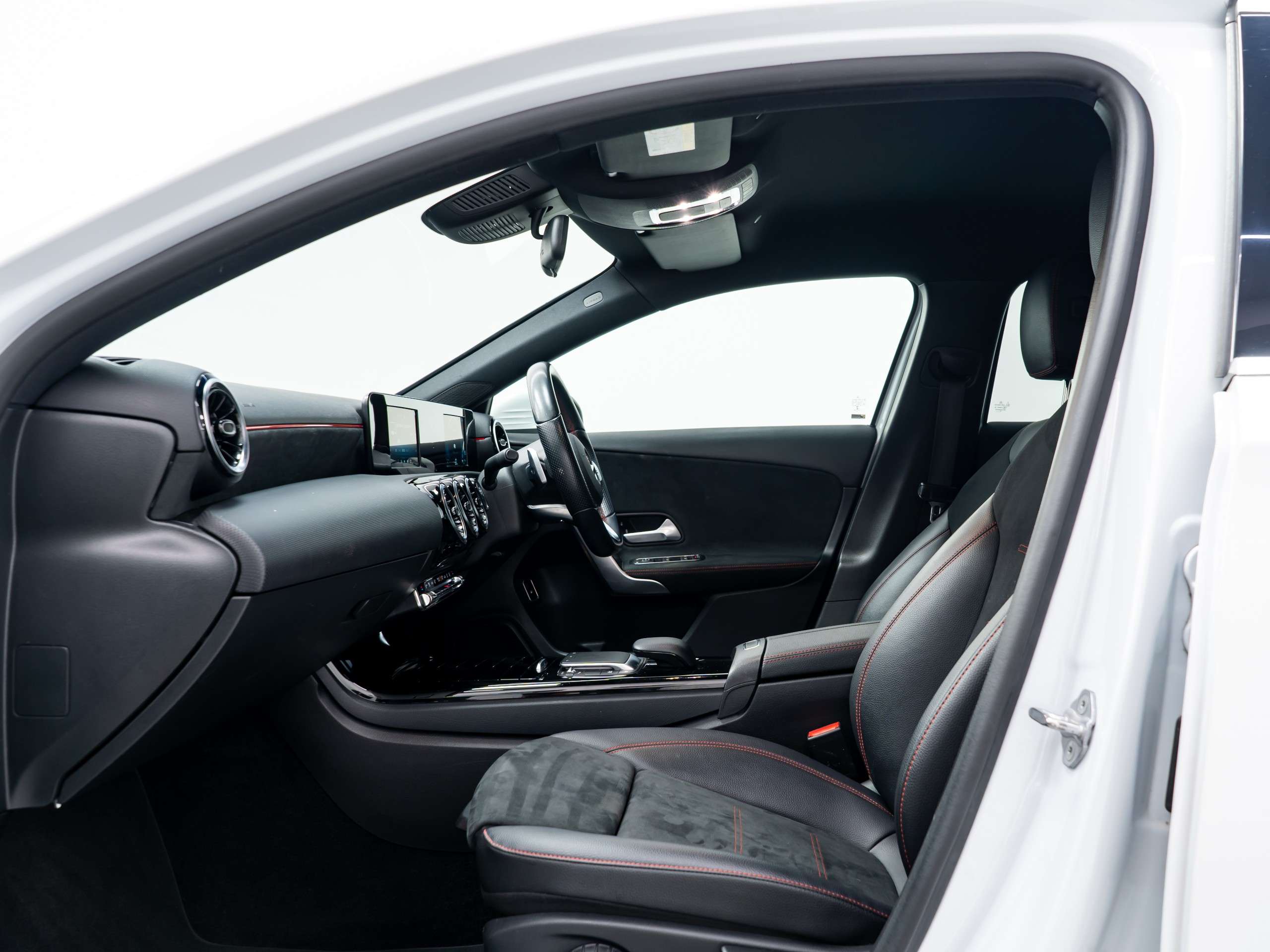 2020 MERCEDES-BENZ A CLASS 2020 MERCEDES-BENZ A CLASS