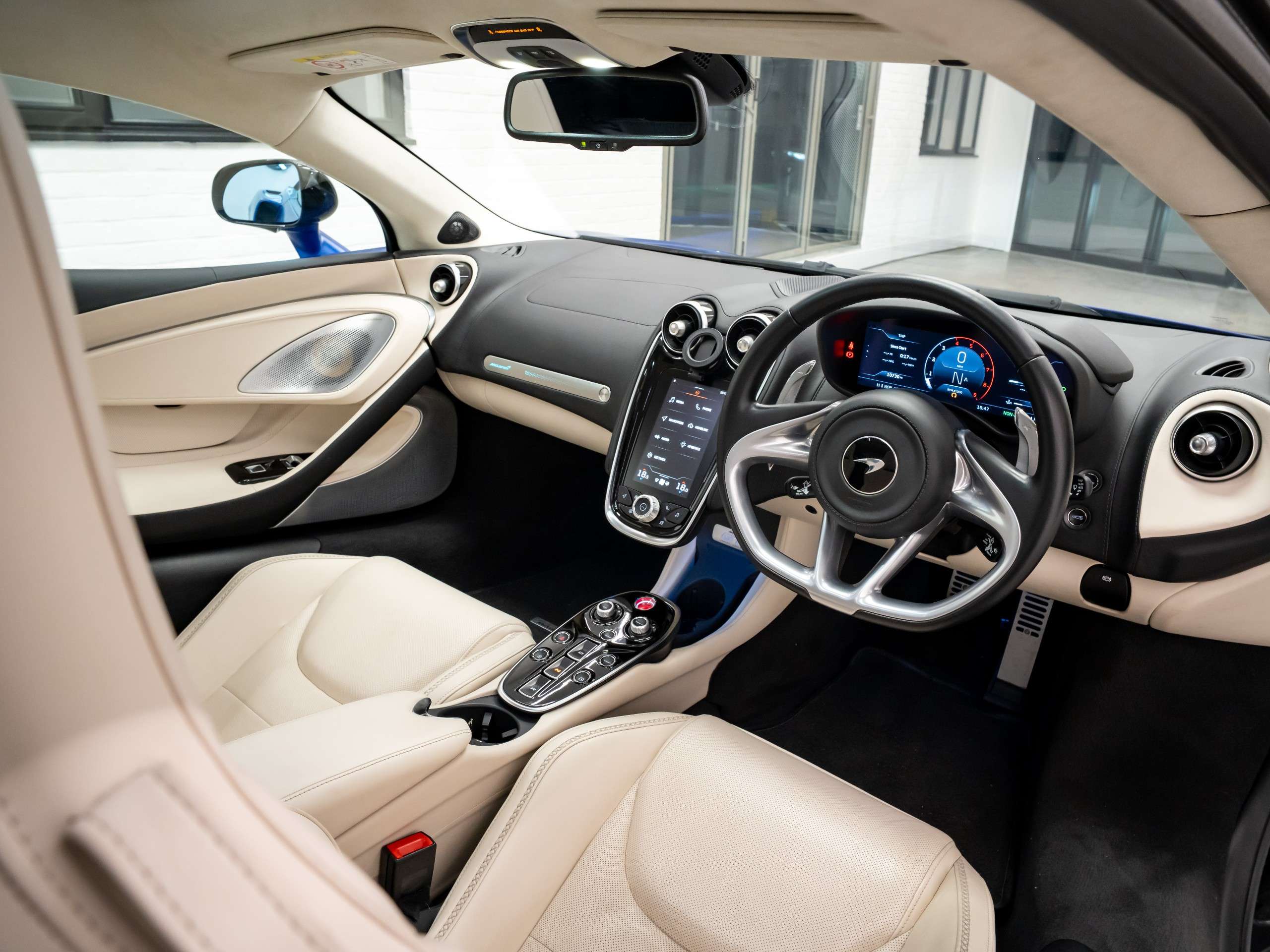 2021 MCLAREN GT 2021 MCLAREN GT