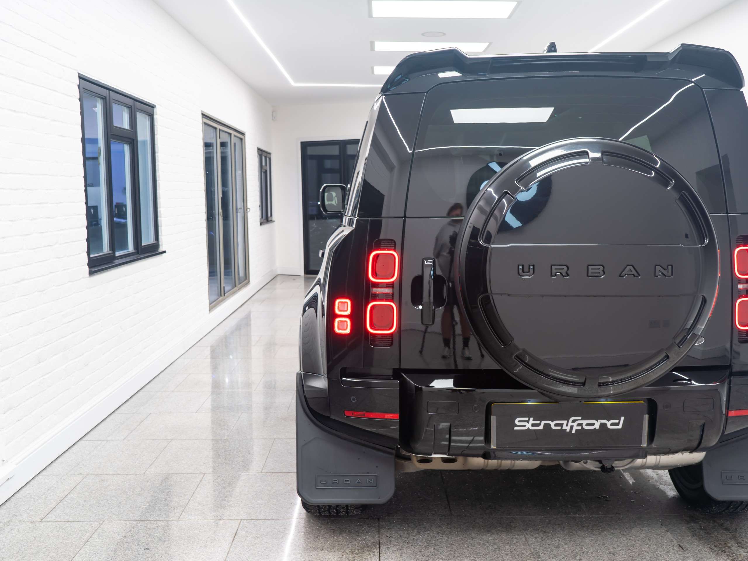 2024 LAND ROVER DEFENDER 110 2024 LAND ROVER DEFENDER 110