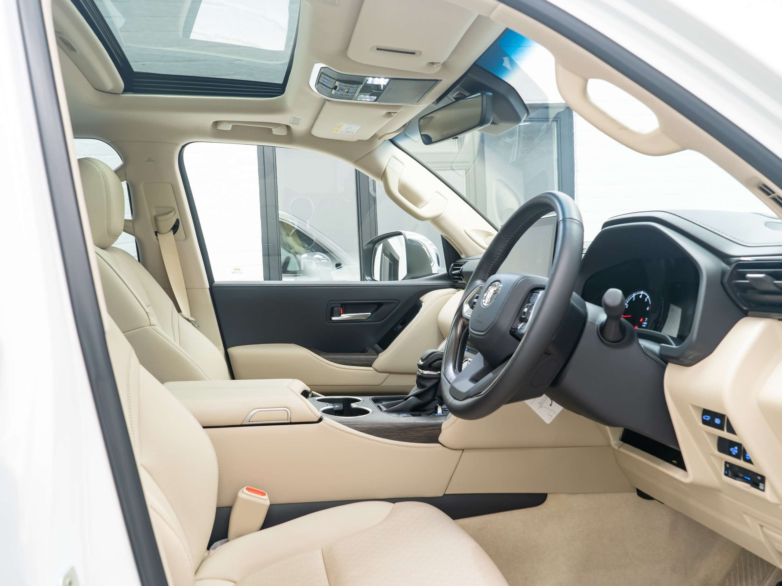 2024 TOYOTA LAND CRUISER 2024 TOYOTA LAND CRUISER