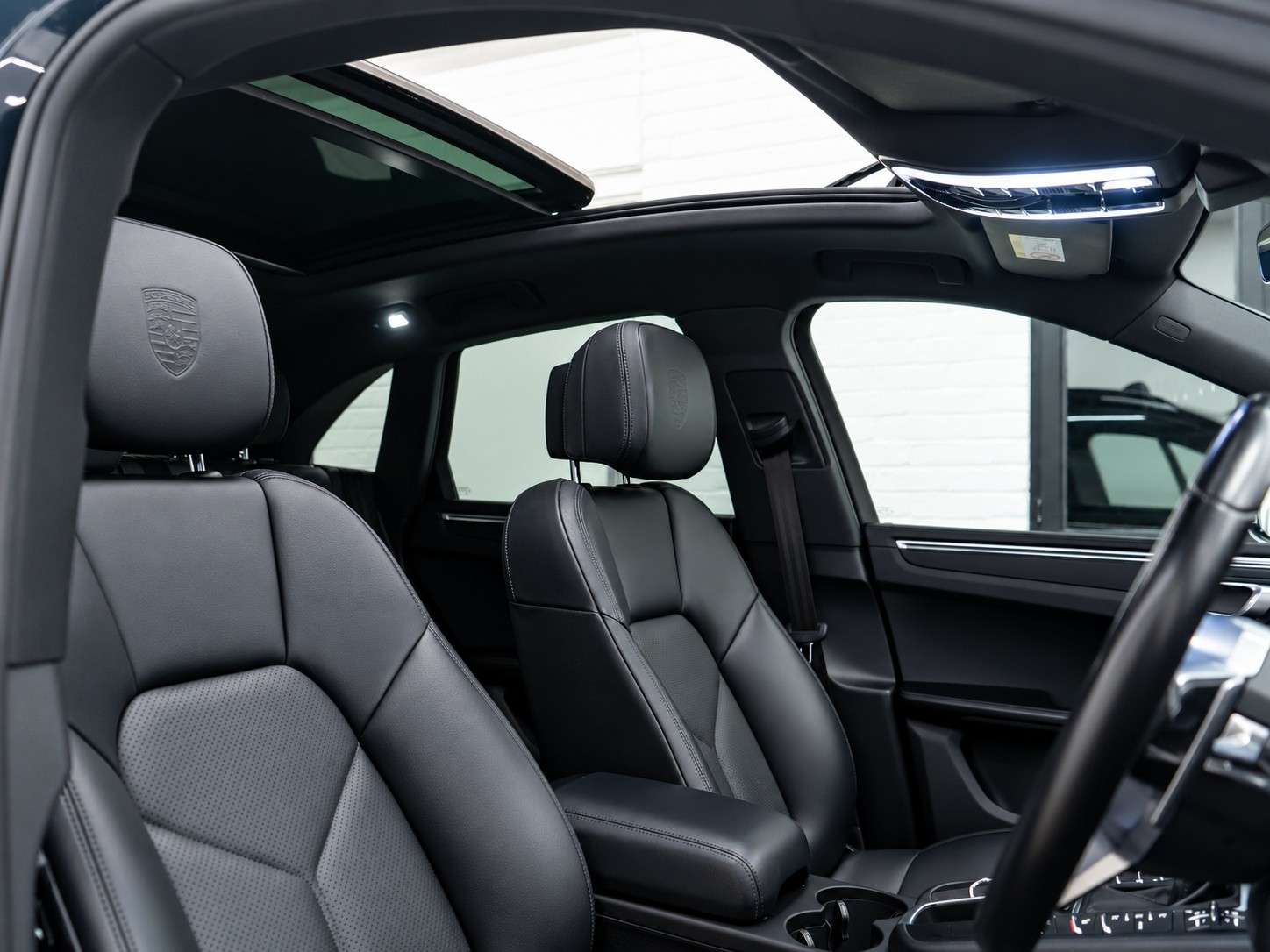 2018 PORSCHE MACAN 2018 PORSCHE MACAN