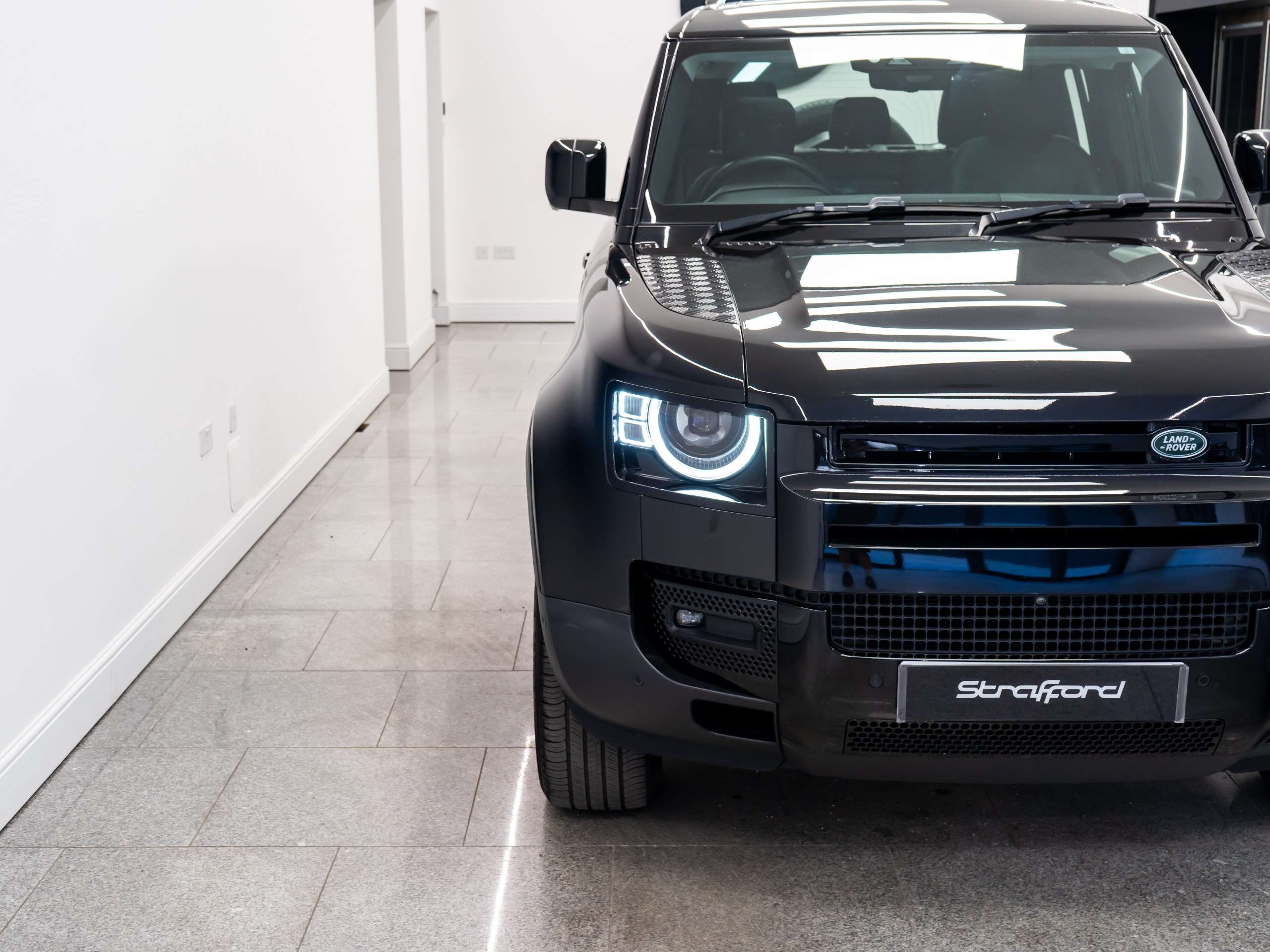 2023 LAND ROVER DEFENDER 110 2023 LAND ROVER DEFENDER 110