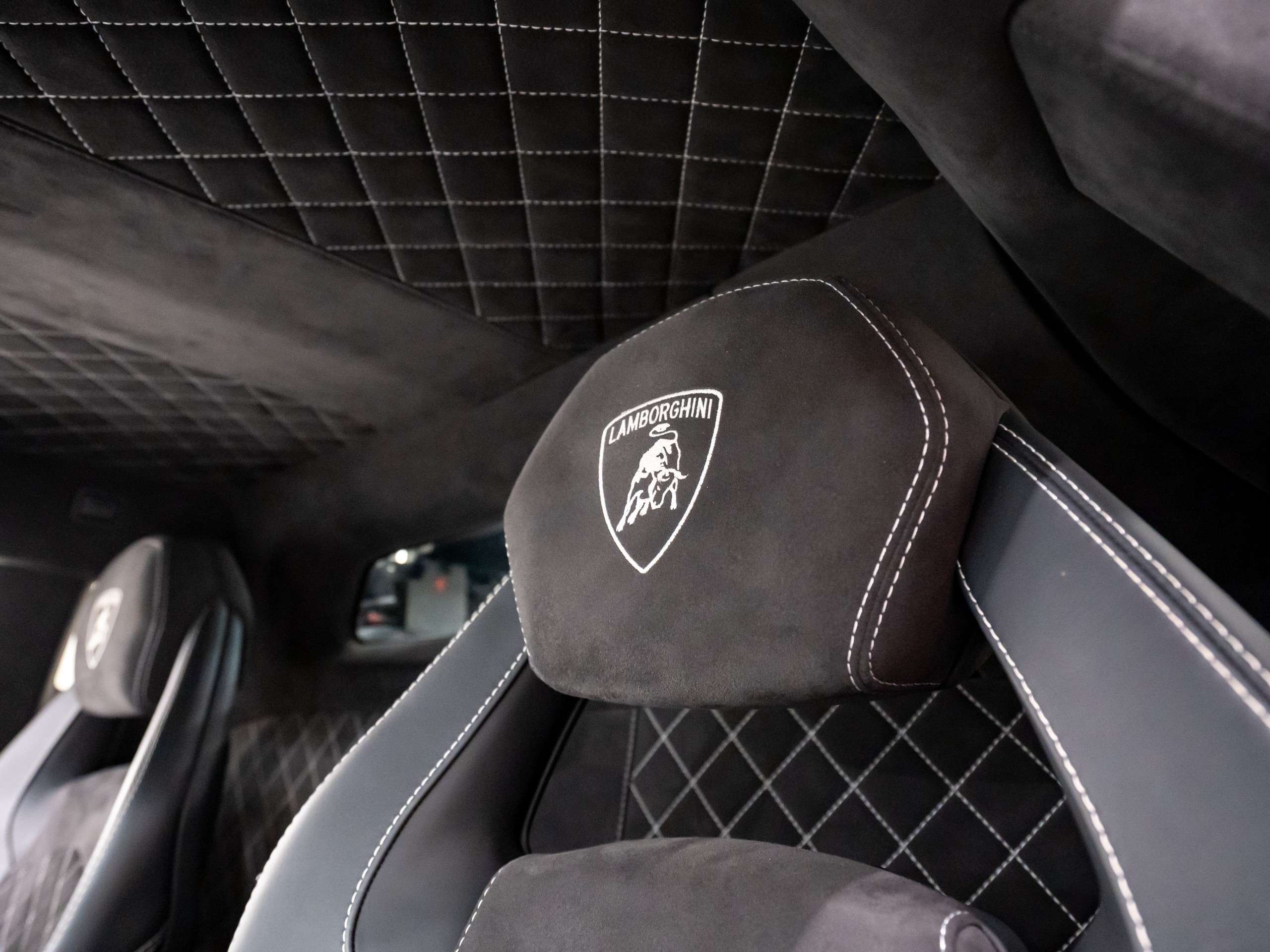 2017 LAMBORGHINI AVENTADOR 2017 LAMBORGHINI AVENTADOR