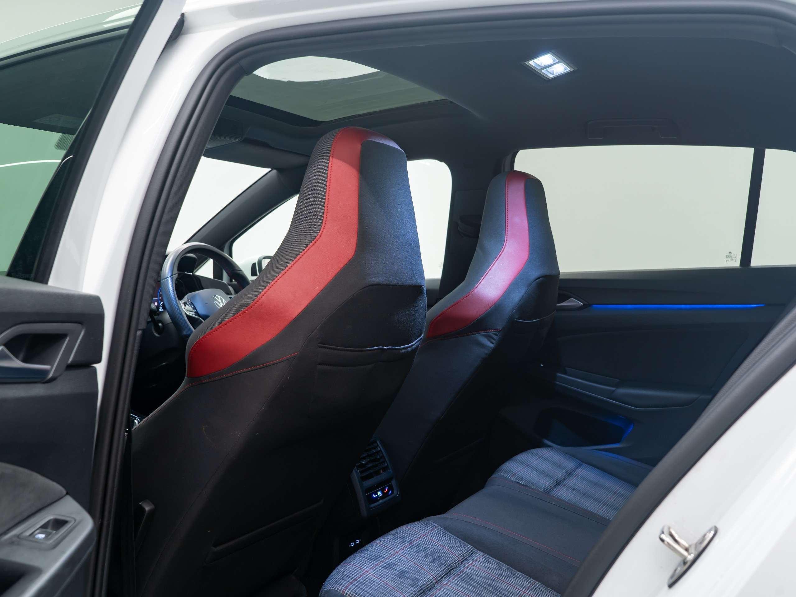 2024 VOLKSWAGEN GOLF 2024 VOLKSWAGEN GOLF