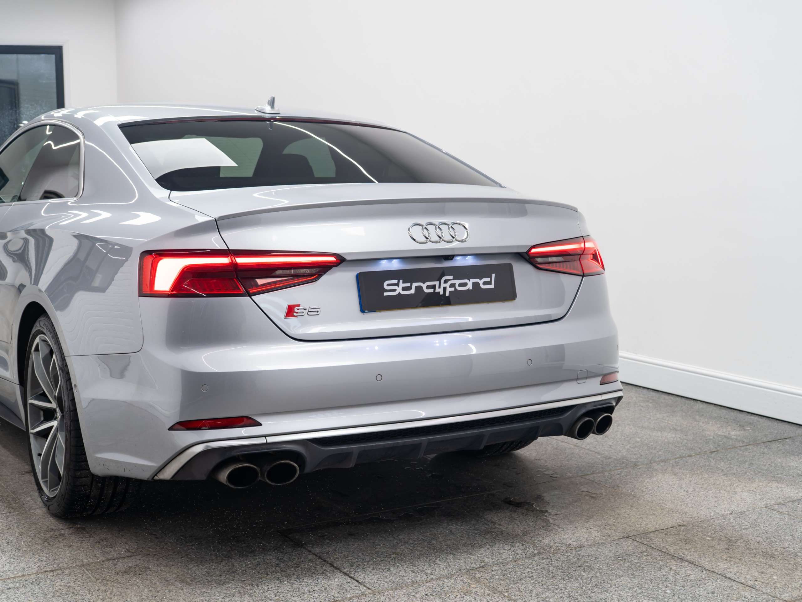 2016 AUDI S5 2016 AUDI S5