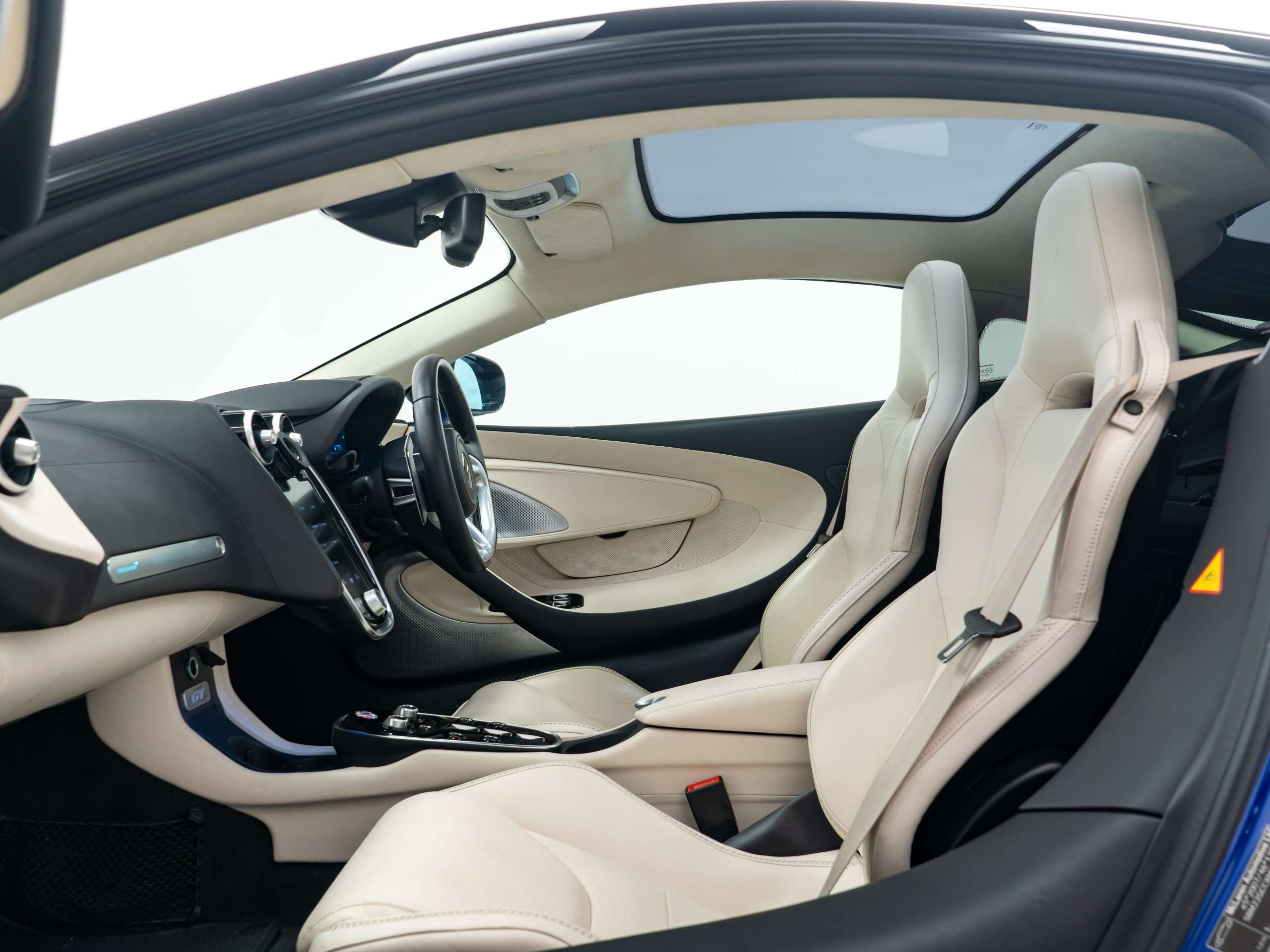 2021 MCLAREN GT 2021 MCLAREN GT