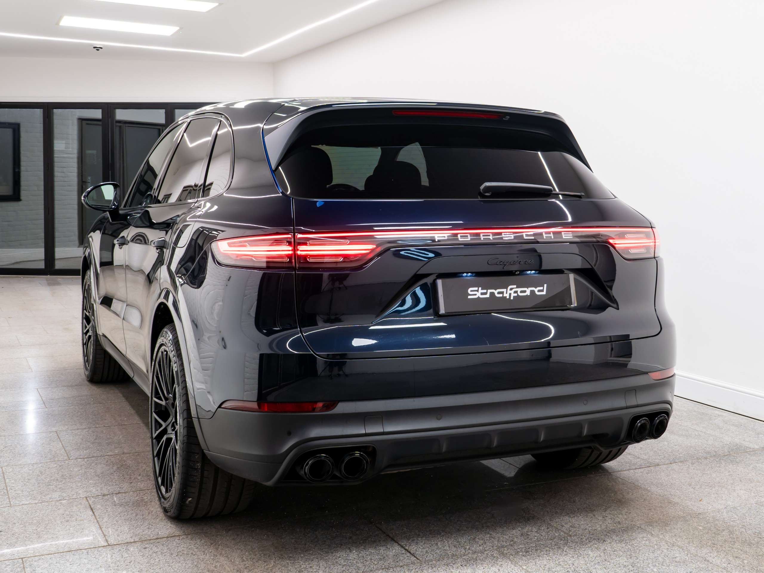 A 2018 PORSCHE CAYENNE 3.0 V6 E-Hybrid 14kWh SUV 5dr Petrol Plug-in Hybrid TiptronicS 4WD Euro 6 (s/s) (462 ps) A 2018 PORSCHE CAYENNE 3.0 V6 E-Hybrid 14kWh SUV 5dr Petrol Plug-in Hybrid TiptronicS 4WD Euro 6 (s/s) (462 ps)