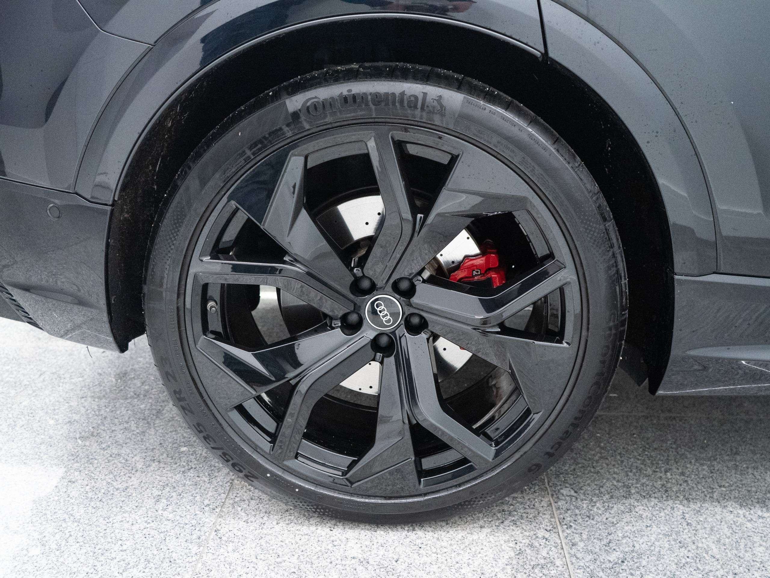 2021 AUDI RS Q8 2021 AUDI RS Q8