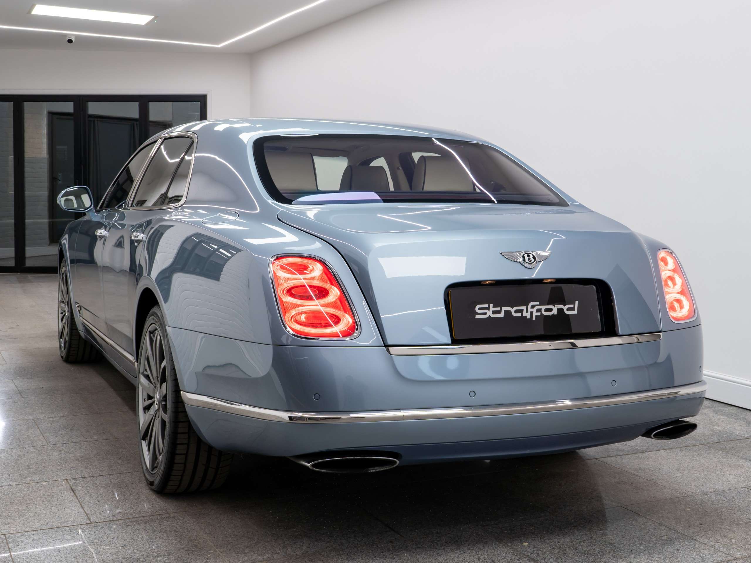 A 2015 BENTLEY MULSANNE V8 MDS A 2015 BENTLEY MULSANNE V8 MDS