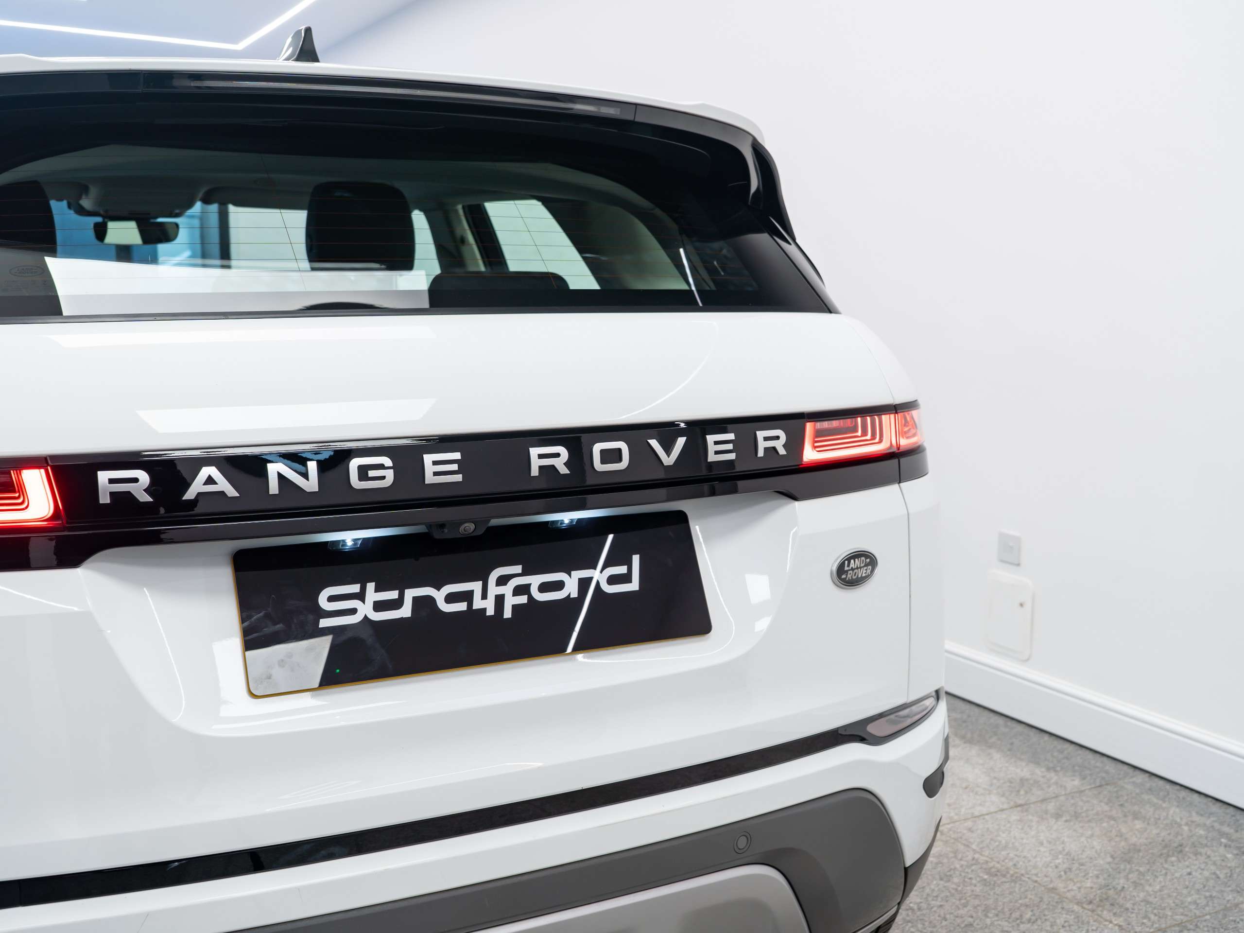 2021 LAND ROVER RANGE ROVER EVOQUE 2021 LAND ROVER RANGE ROVER EVOQUE