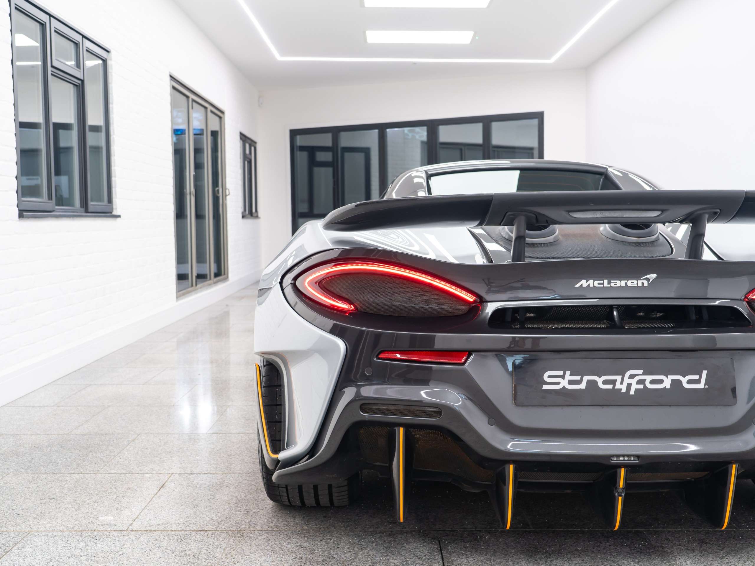 2019 MCLAREN 600LT 2019 MCLAREN 600LT