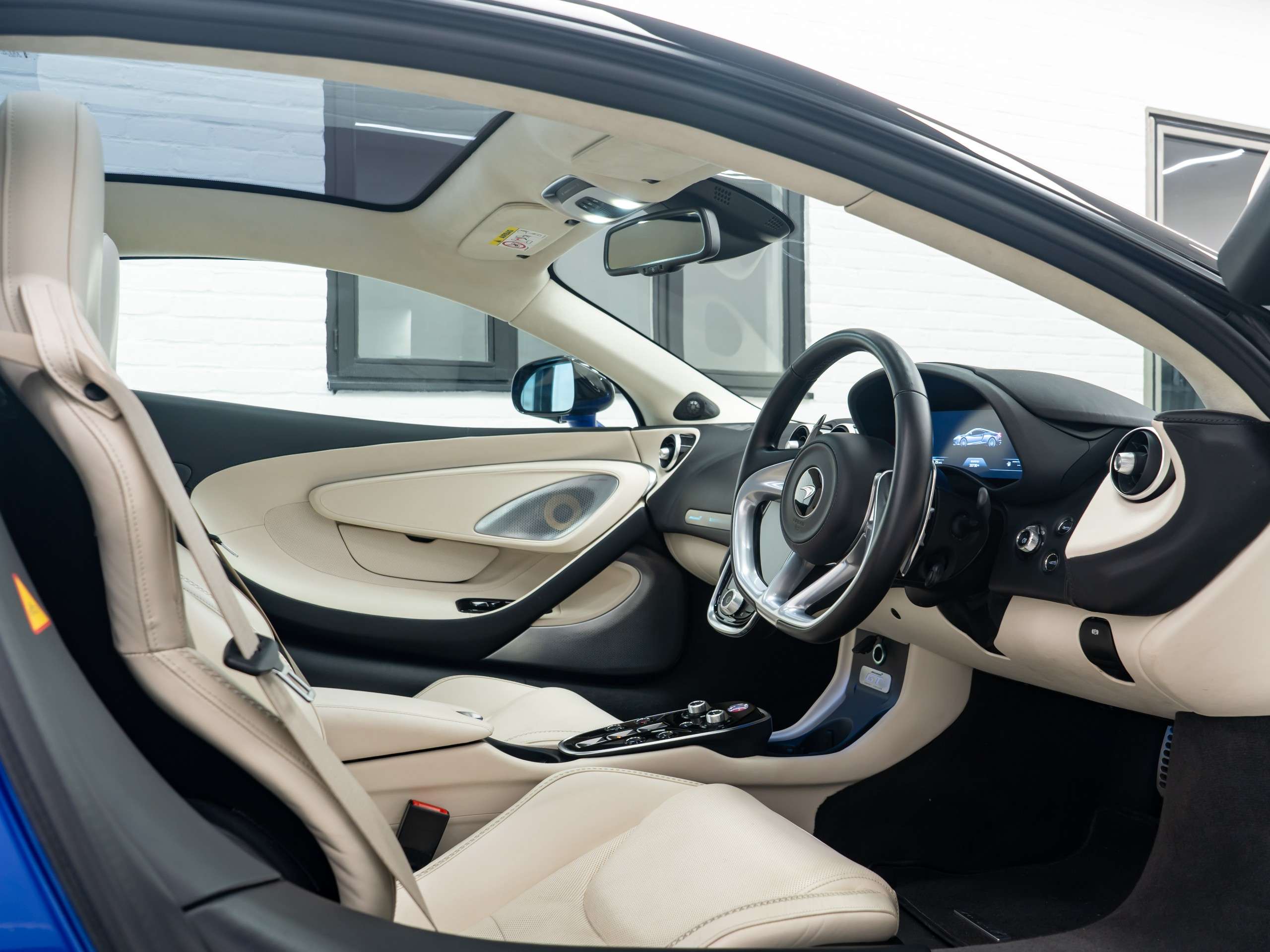 2021 MCLAREN GT 2021 MCLAREN GT