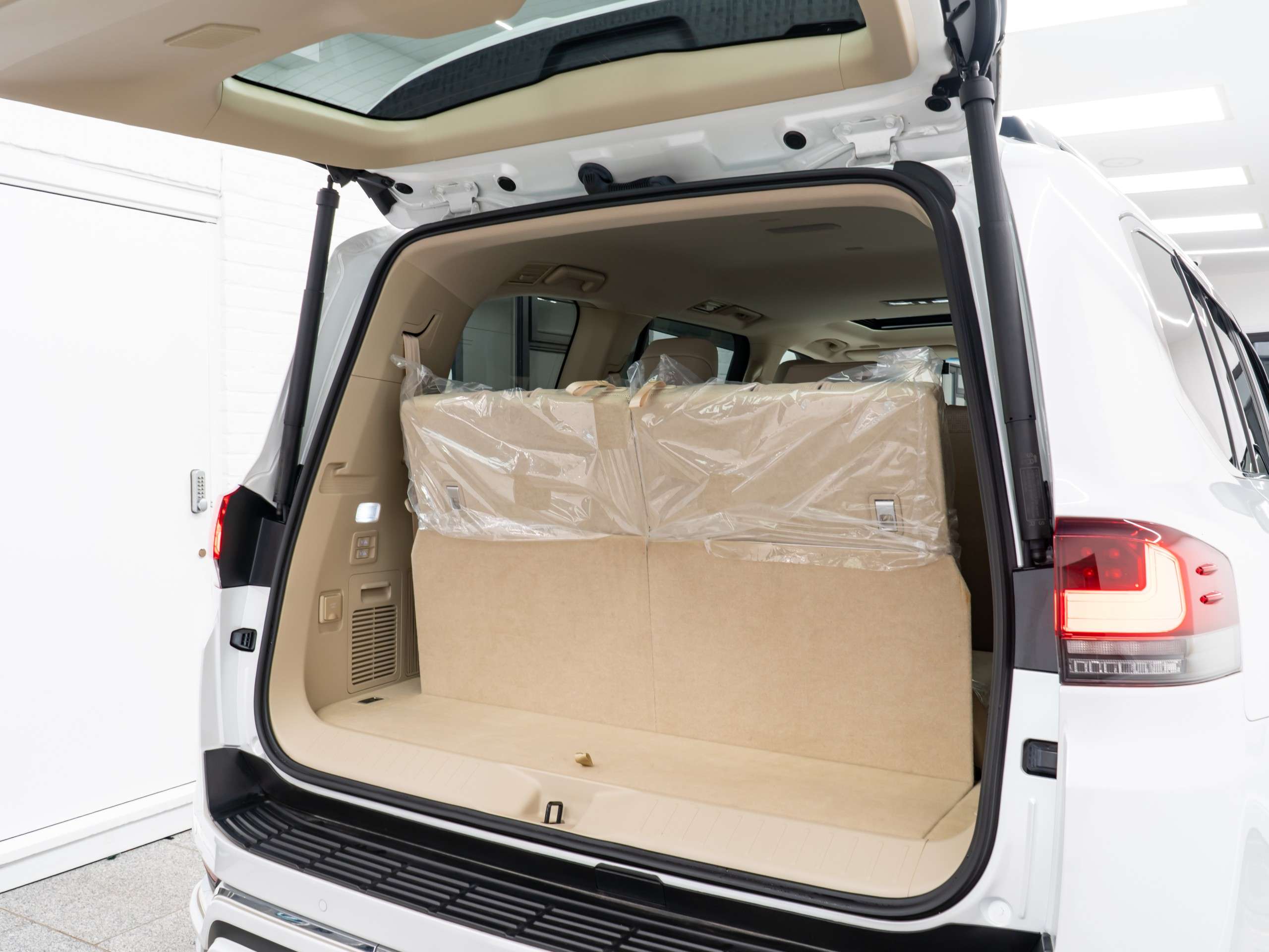 2024 TOYOTA LAND CRUISER 2024 TOYOTA LAND CRUISER