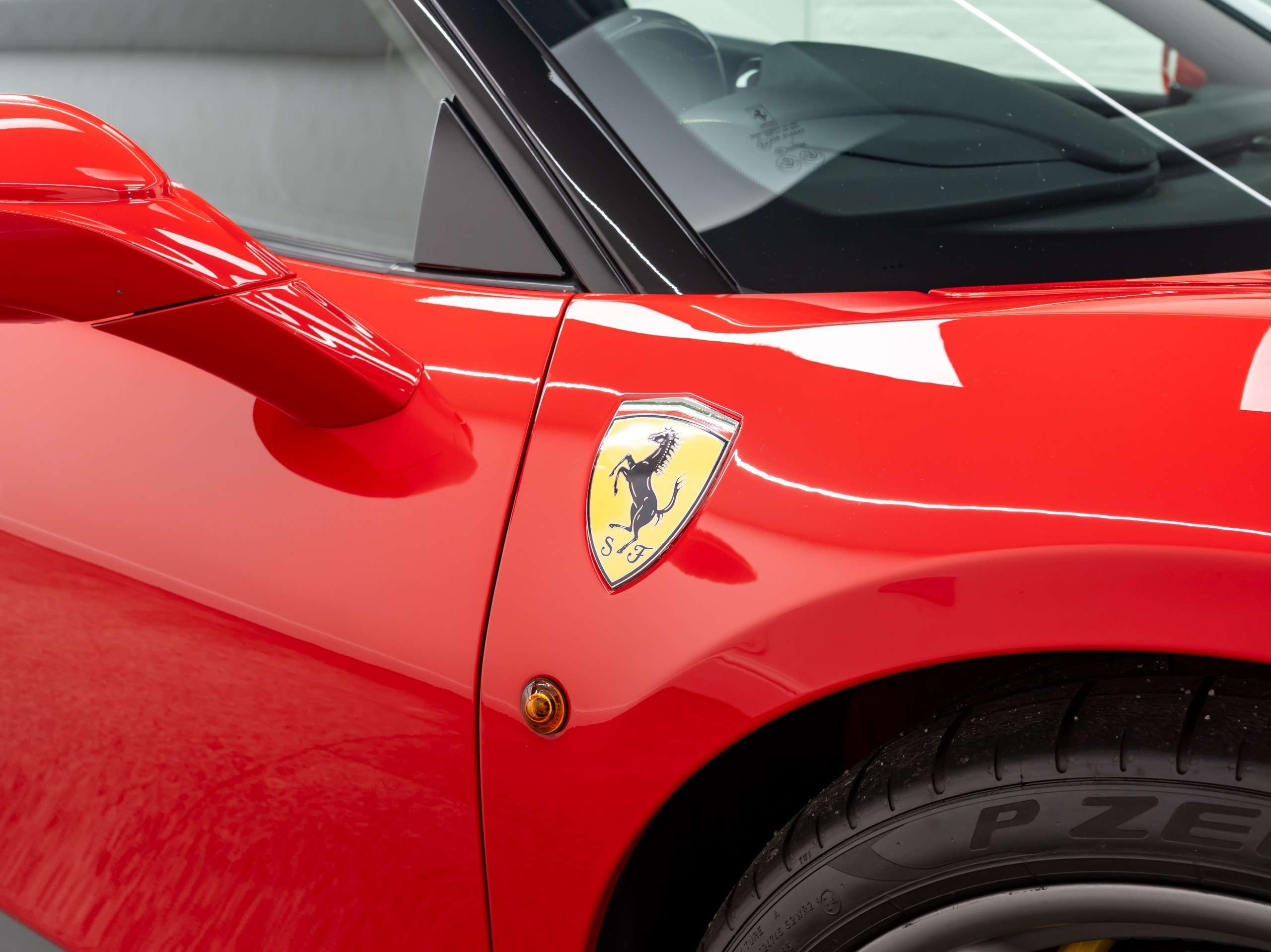 2016 FERRARI 488 2016 FERRARI 488