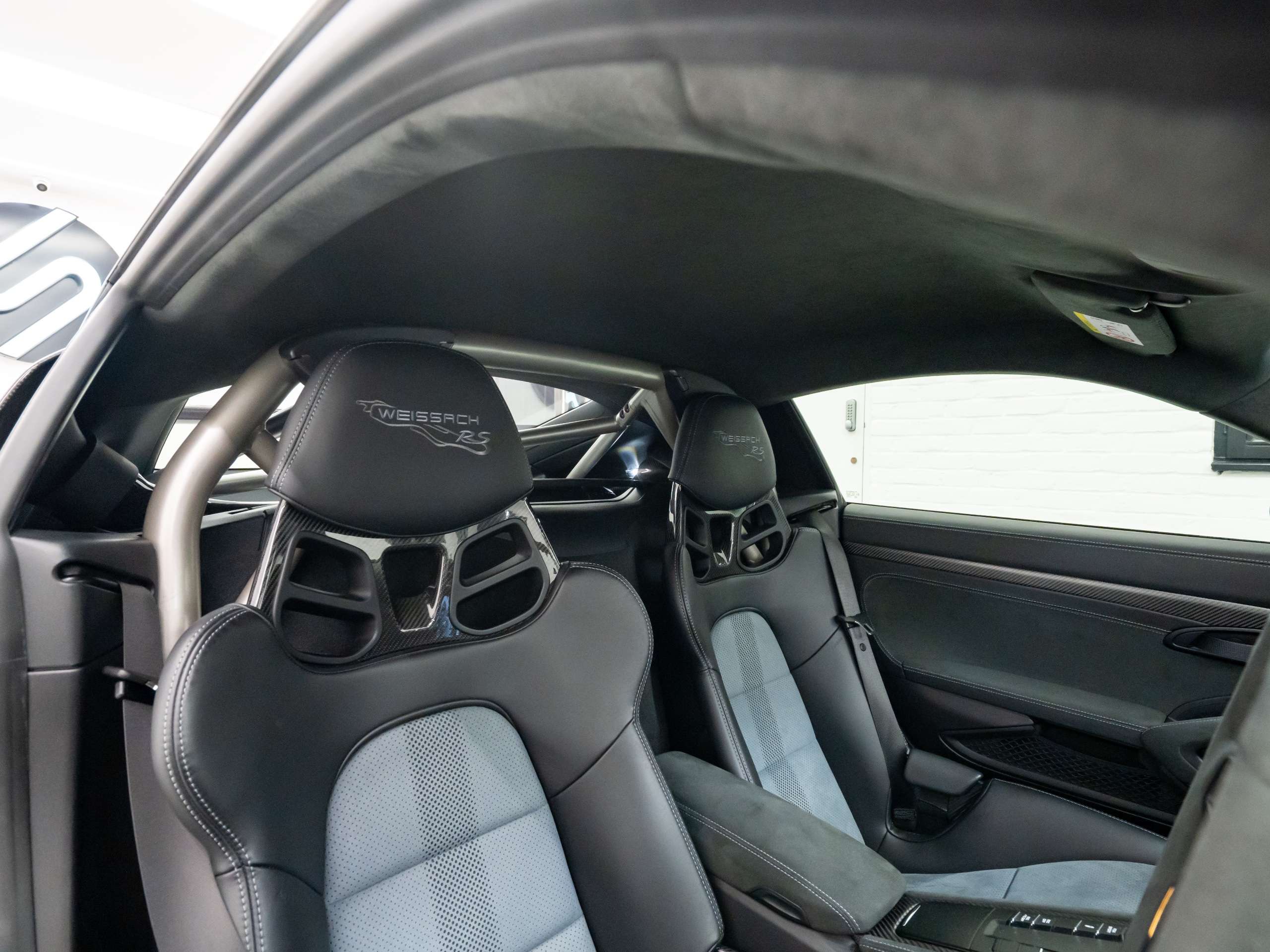 2024 PORSCHE CAYMAN 2024 PORSCHE CAYMAN